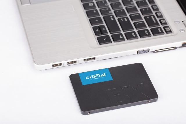 Disco Ssd Crucial 2,5" 1tb Bx500 Sataiii 3d 7mm 540 Mb/S, 6 Gbit/S - Tray