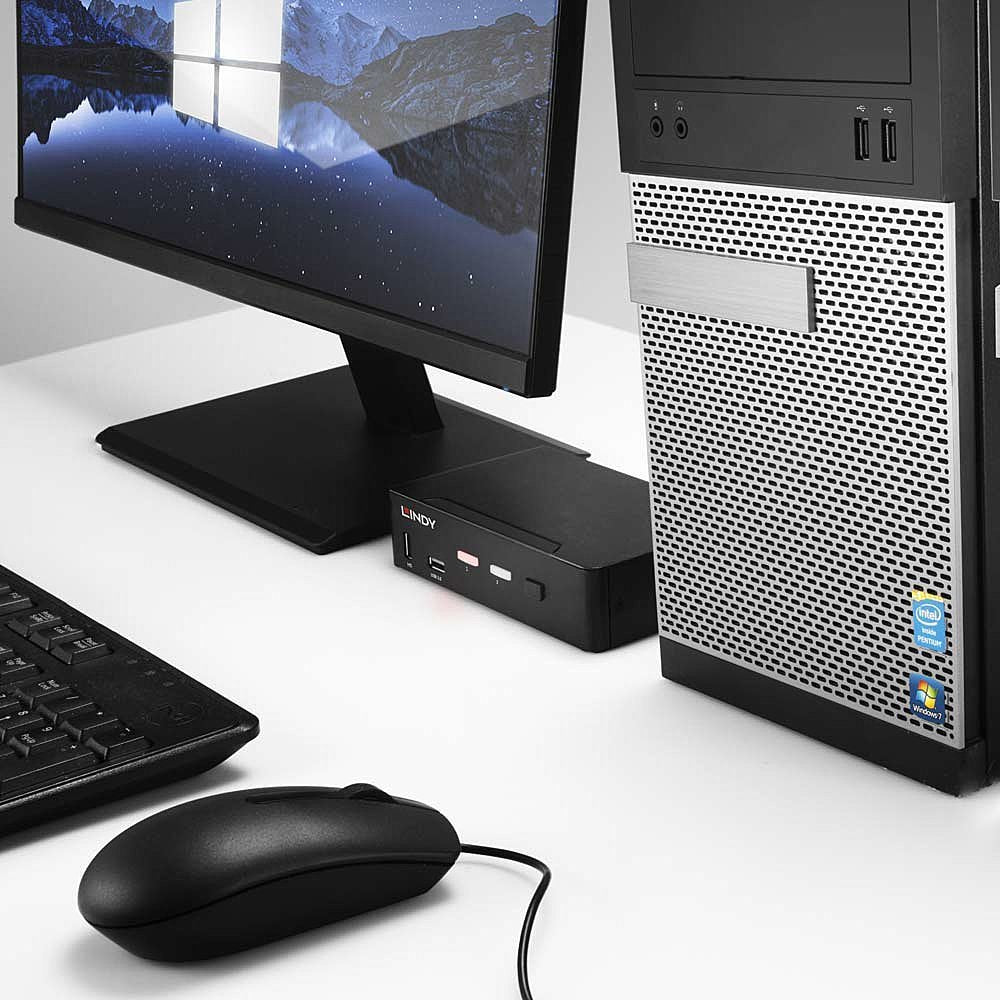 Lindy 2 Port Kvm Switch, Displayport 1.4, Usb 3.0 & Audio, 39312