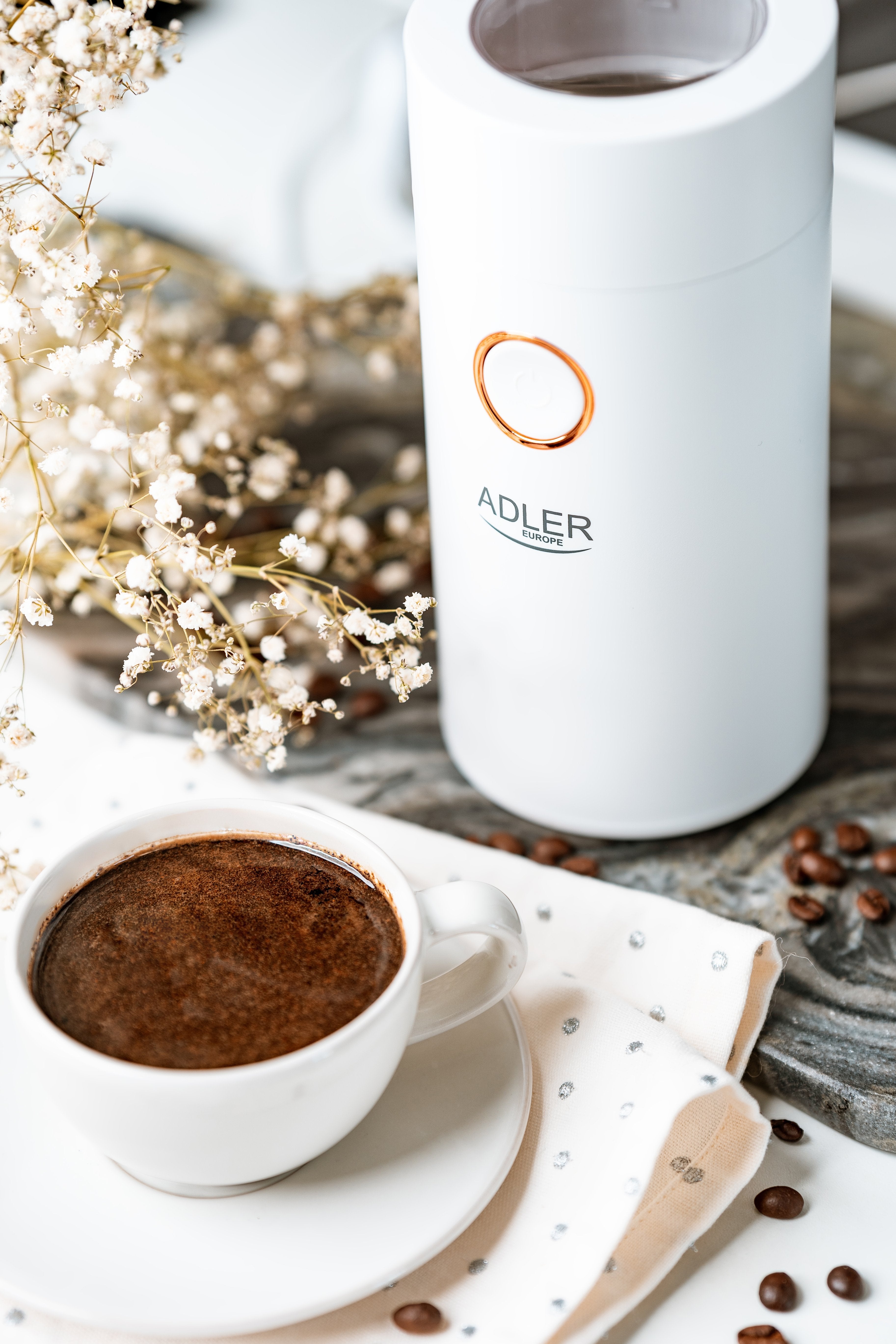 EAN 5903887800440 - Adler AD4446WG molinillo de café 150 W Blanco imagen 12