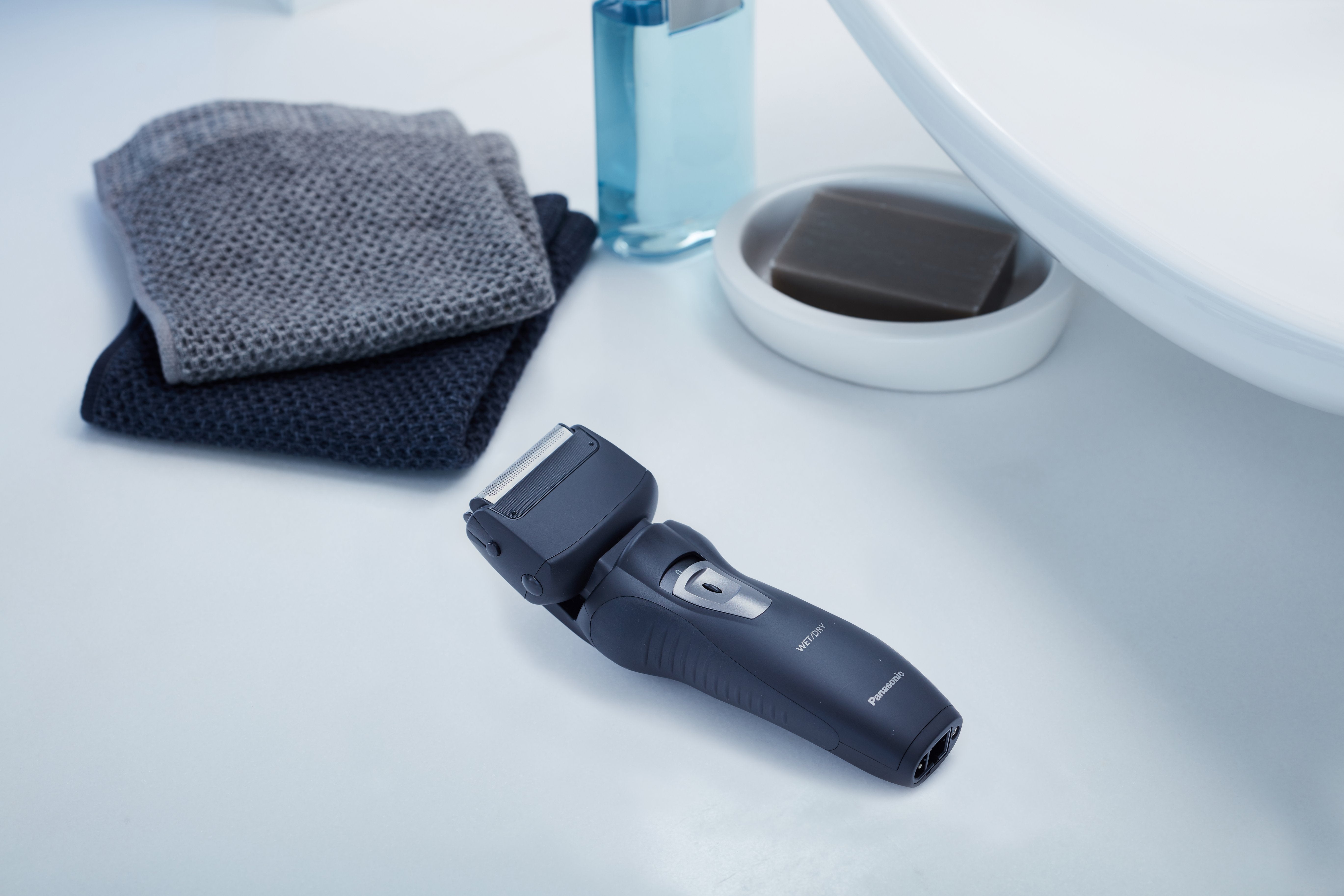 Afeitadora Panasonic Es-Rw31-K503 Inalambrica