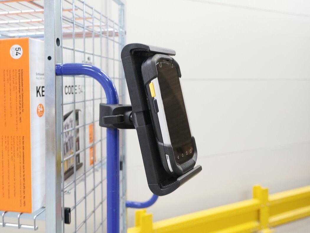 EAN 4005546740836 - Durable Tought Clamp XL Soporte pasivo Ordenador portátil, Teléfono móvil/smartphone, Tablet/UMPC Negro imagen 13