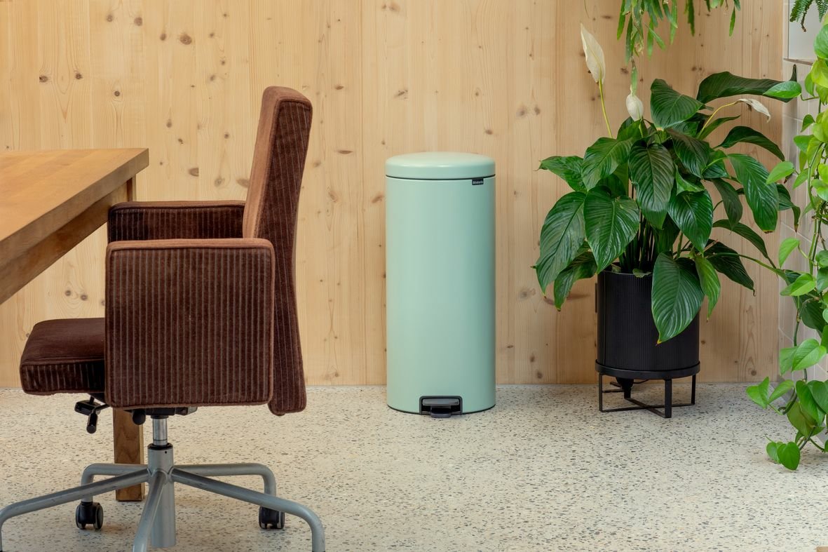 EAN 8710755233944 - Brabantia 233944 papelera 30 L Alrededor Acero Verde imagen 4