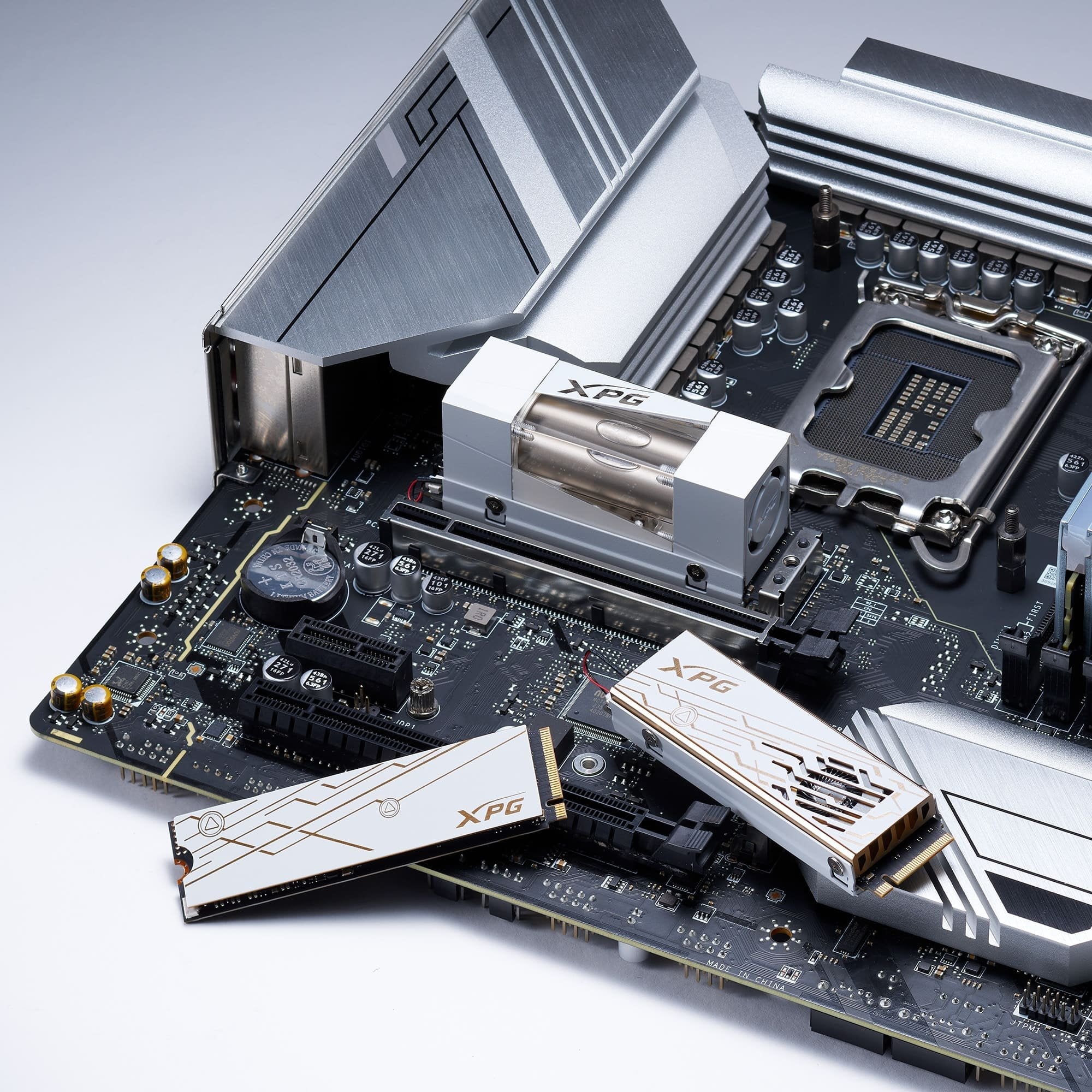 Disco Ssd Adata Mars 980 Pro 2.0tb Pcie Gen5 X4, Nvme, M.2 2280 Smar-980p-2tci