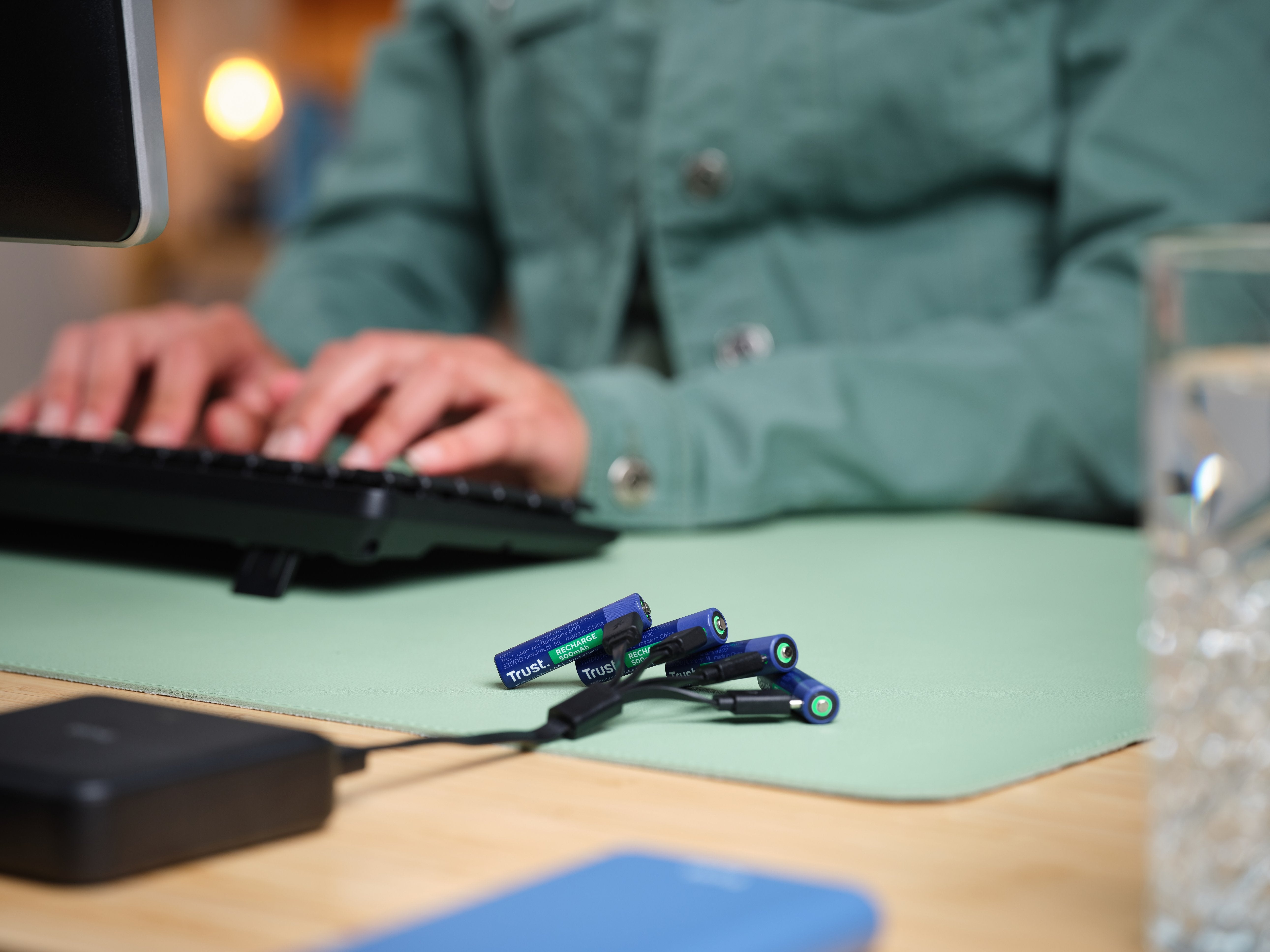 Pila Recargable Trust Usb-C Aaa 500 Mah Pack De Cuatro Unidades 25671