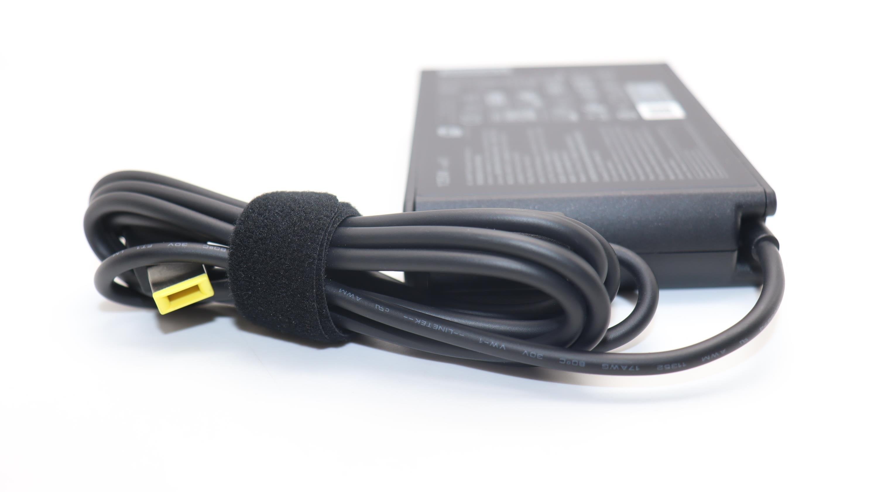 Ac_adapter Slim,135w,20v,3p,Ww,Ltn