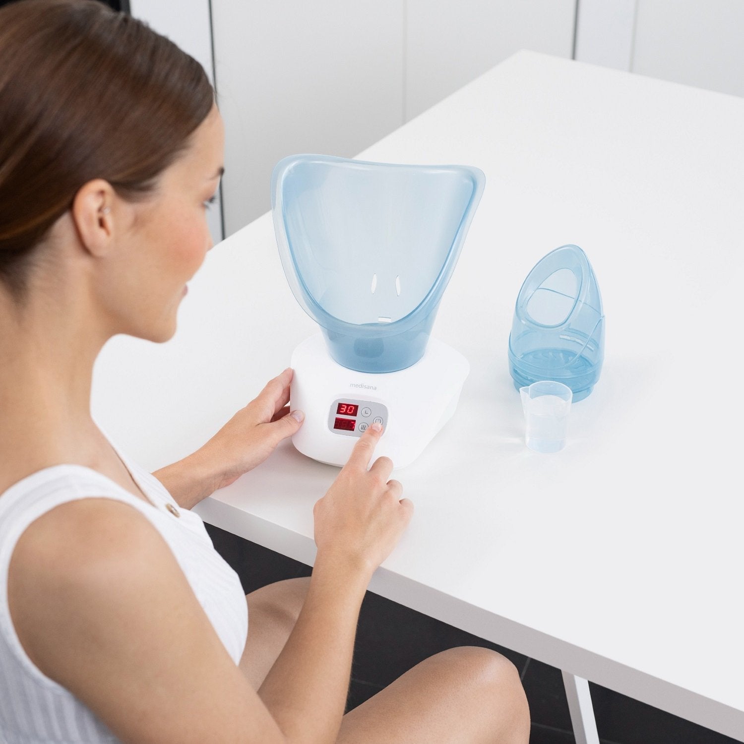 EAN 4015588882425 - Medisana DS 400 sauna facial Azul, Blanco imagen 6