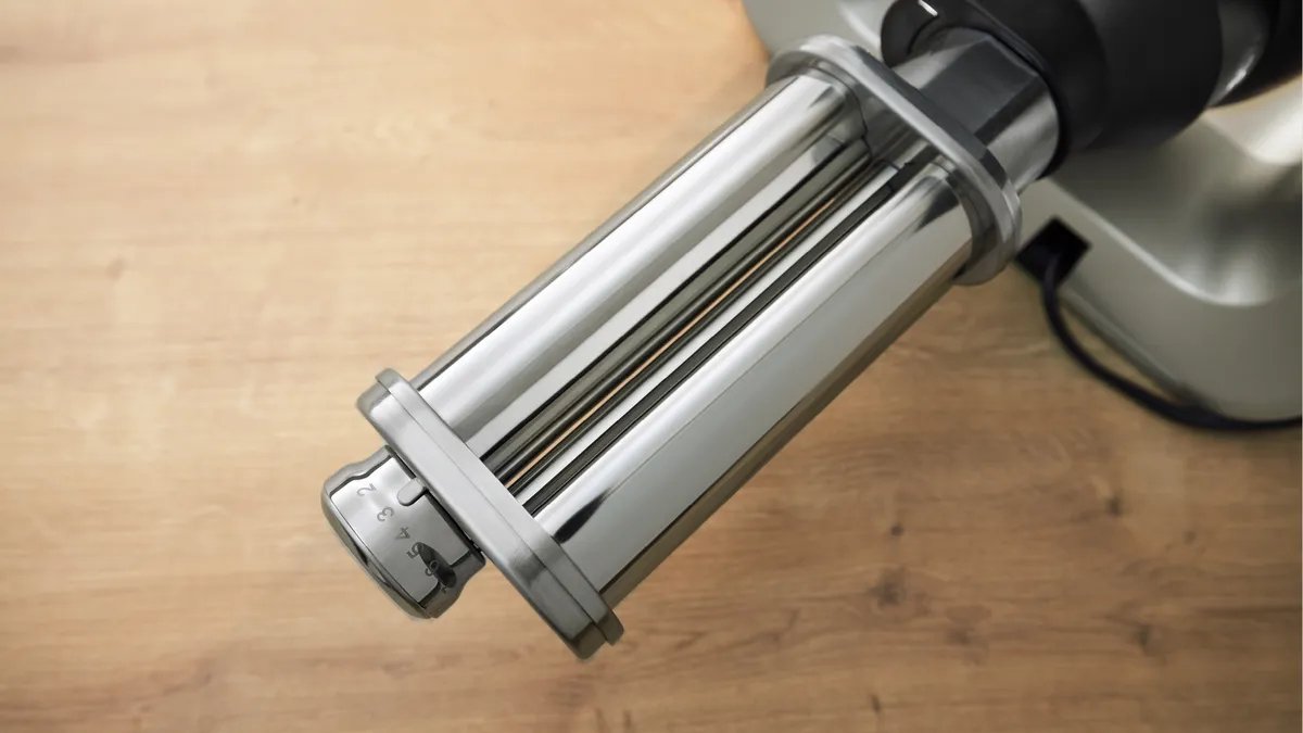 EAN 4242005431571 - Bosch Serie 6 Pasta Passion Set MUM MUZS6PP Kit de extensión imagen 7