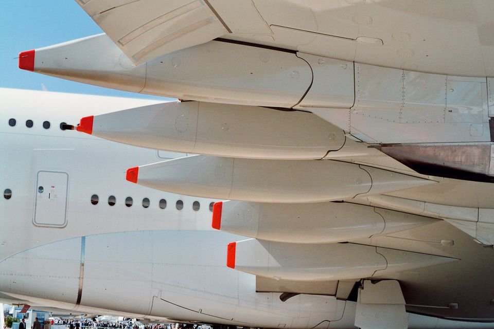 EAN 4009803042183 - Revell Airbus A 380 Design New livery First Flight imagen 9