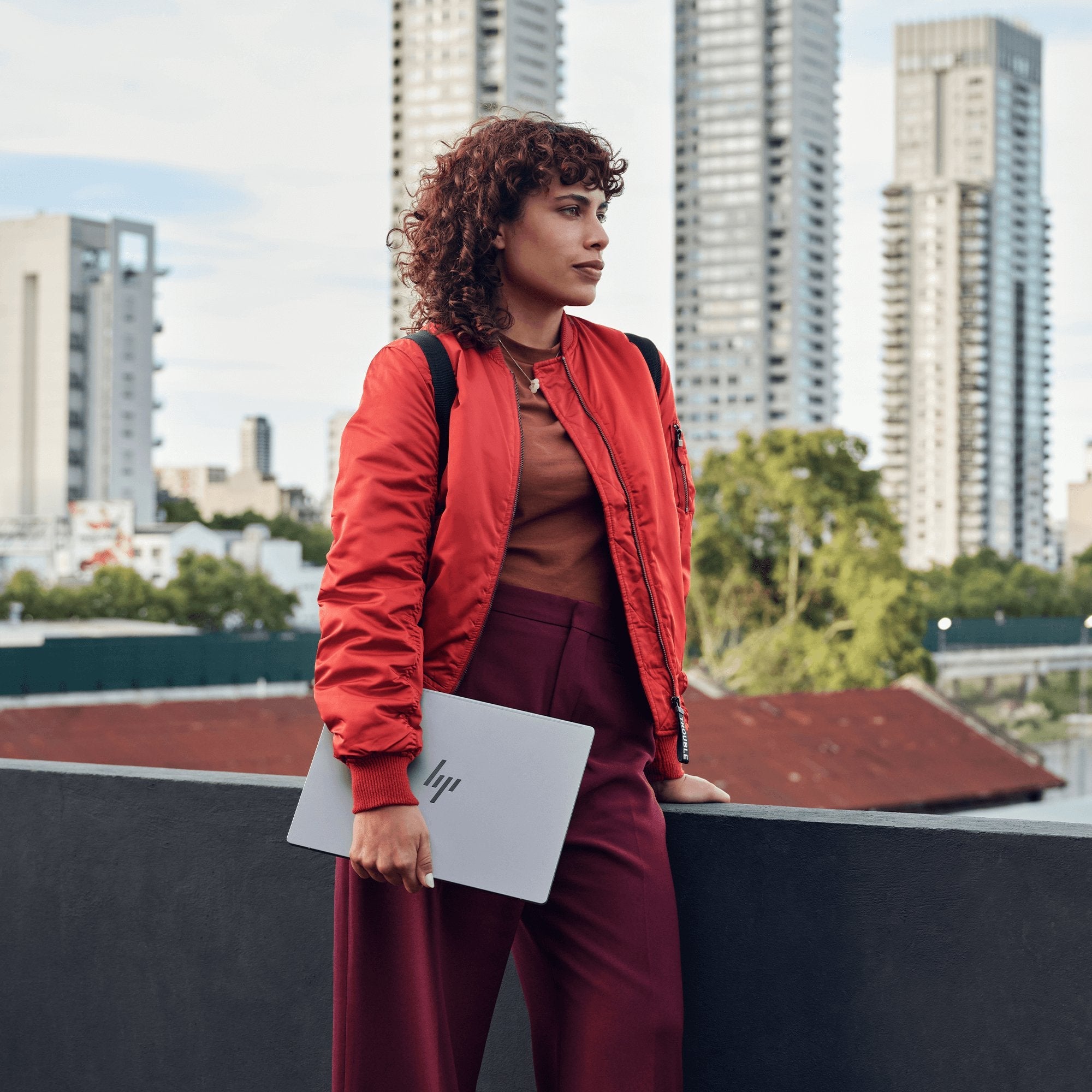 EAN 198701252214 - HP OmniBook X 14-fe0008ns Copilot+ PC Qualcomm Snapdragon X1E-78-100 Portátil 35,6 cm (14") Pantalla tácti imagen 18