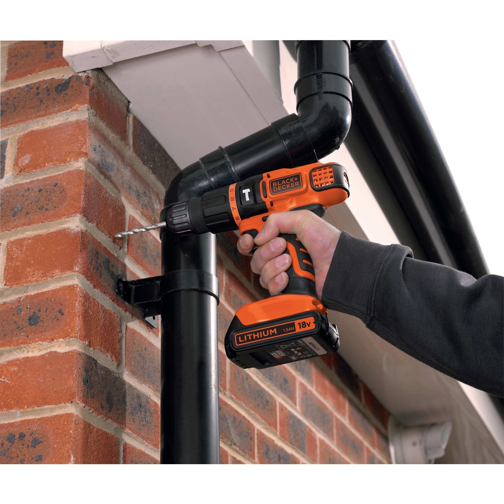 EAN 5035048562086 - Black & Decker BDCH188N-XJ taladro 1350 RPM Negro, Naranja imagen 5