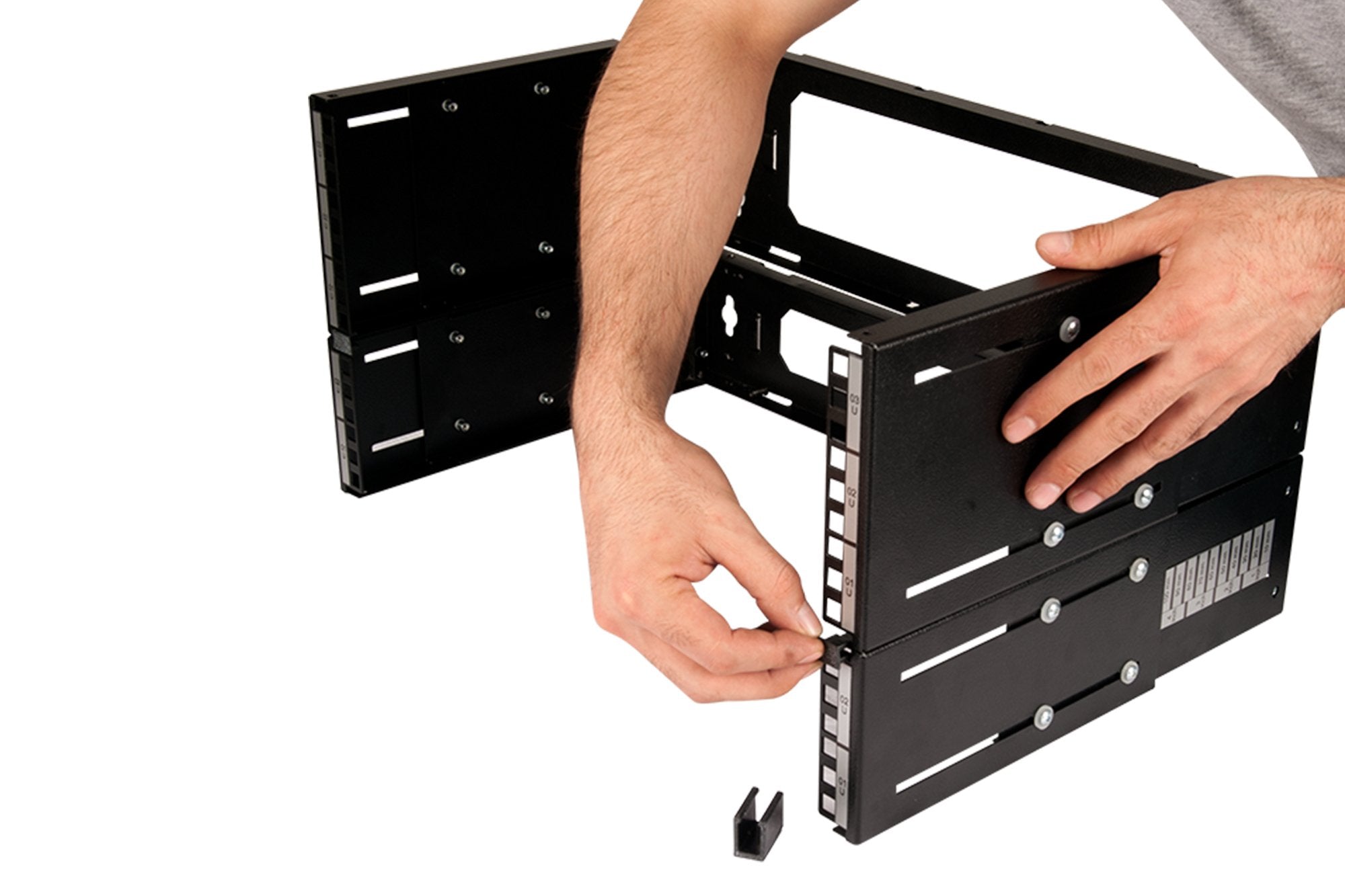 EAN 4016032250371 - Digitus DN-19 PB-4U-SW armario rack Bastidor de pared Negro imagen 3