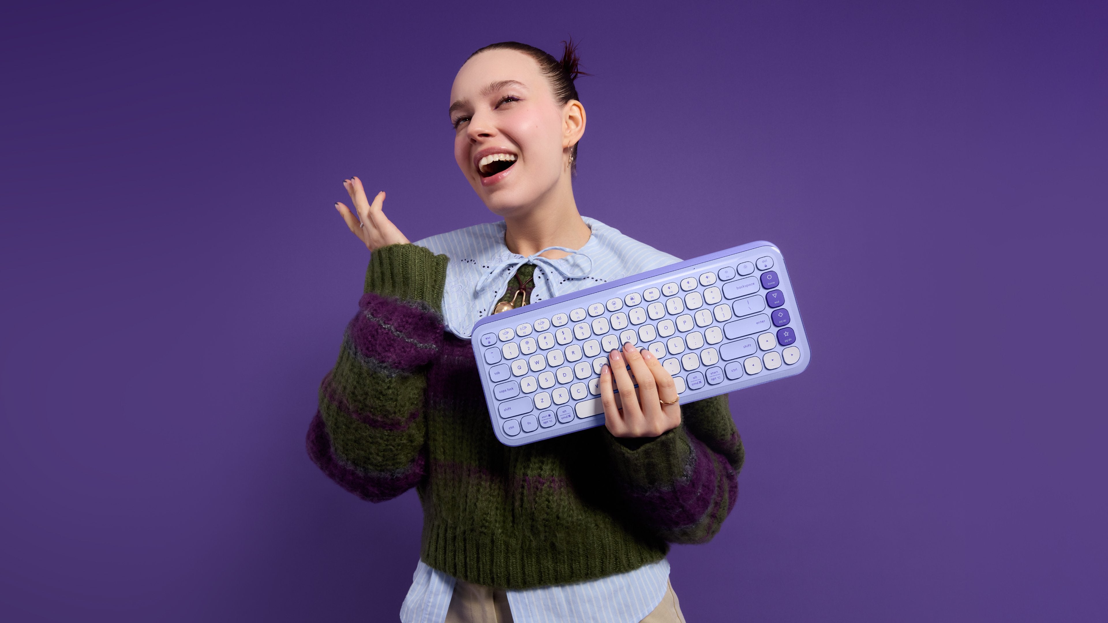 EAN 5099206127586 - Logitech 920-013074 teclado Universal Bluetooth QWERTY Internacional de EE.UU. Lila, Blanco imagen 10