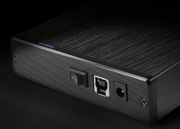 Axagon Ee35-Xa3 Caja Externa De 3,5, Usb 3.0 / Sata Ii, Aluminio - Negro