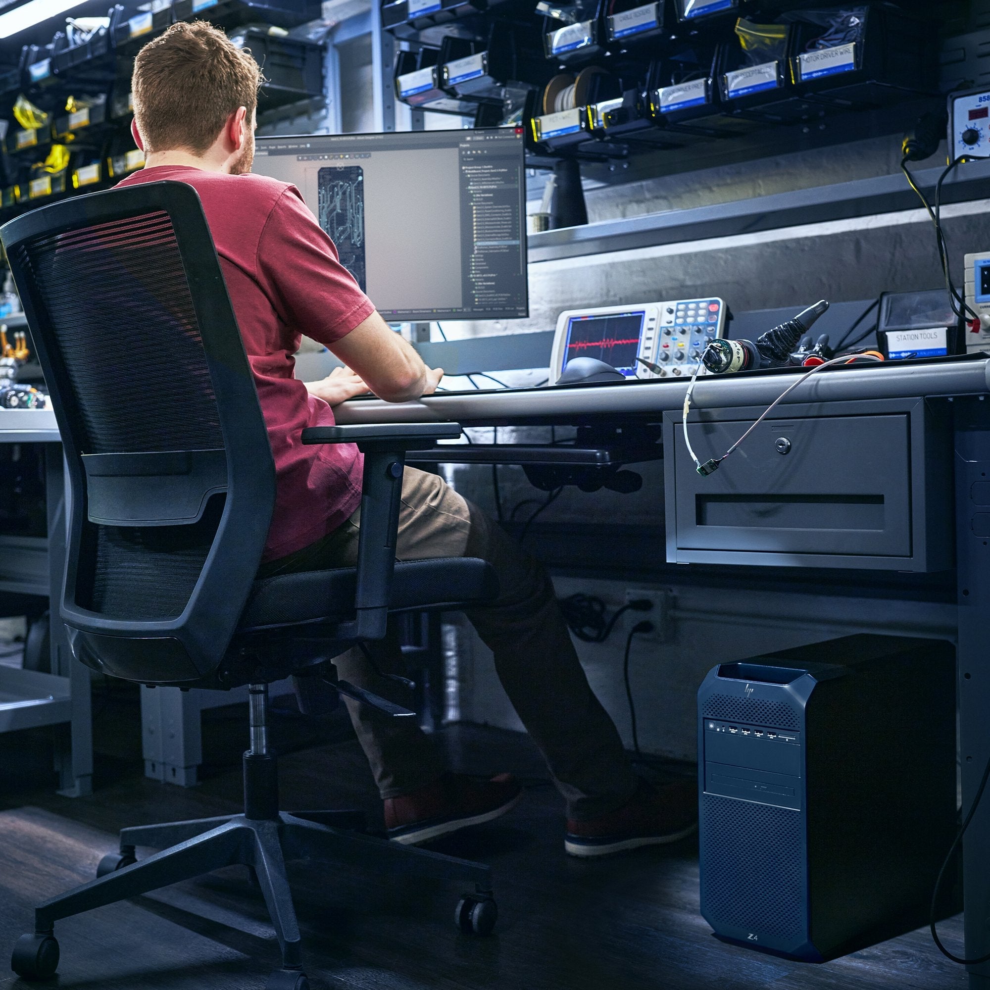 EAN 197961431810 - HP Z4 G5 Intel® Xeon® W w3-2425 32 GB DDR5-SDRAM 1 TB SSD Windows 11 Pro Torre Puesto de trabajo AI Workst imagen 8