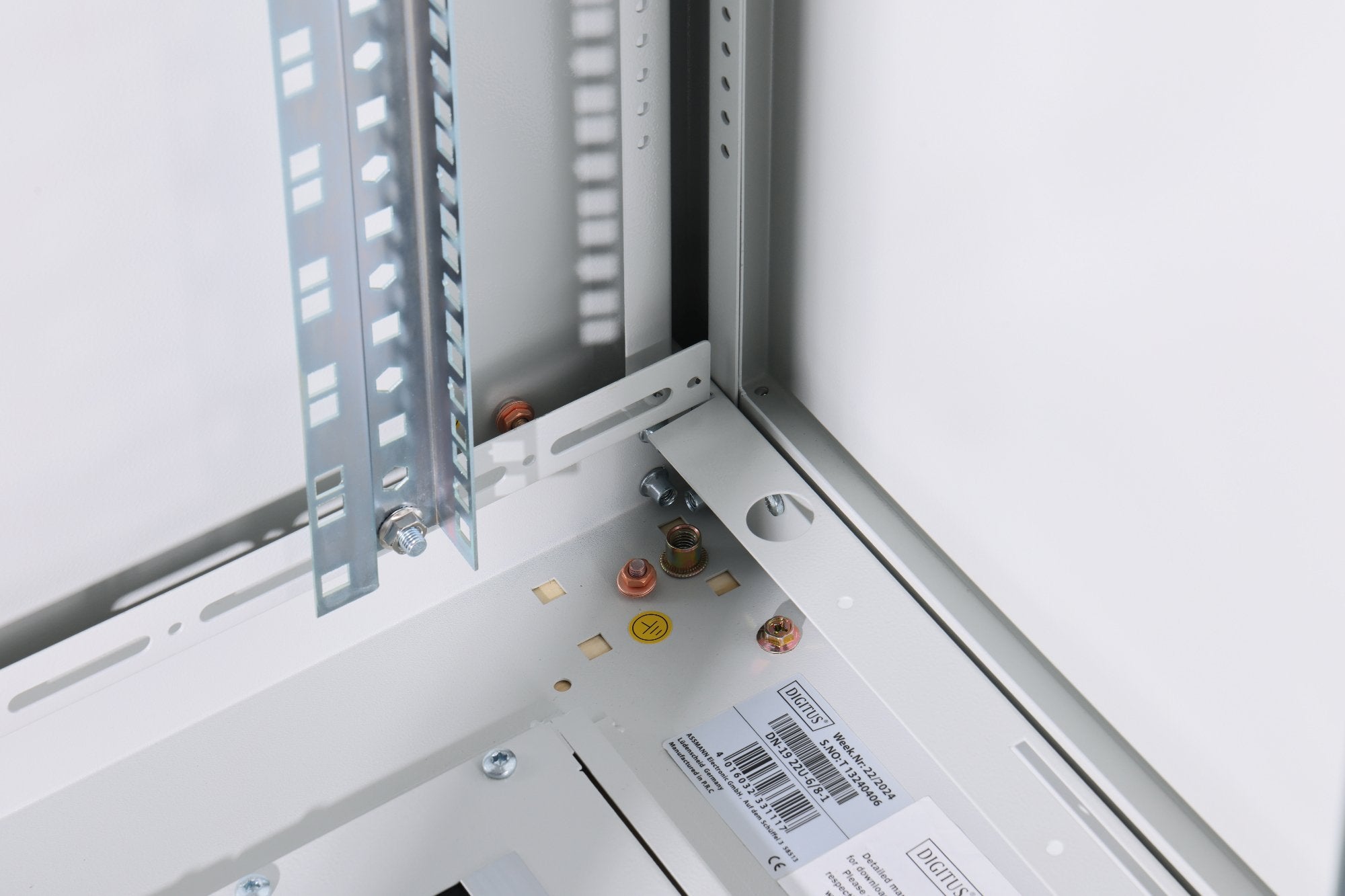 EAN 4016032331117 - Digitus DN-19 22U-6/8-1 armario rack Rack o bastidor independiente Gris imagen 2