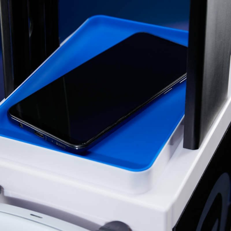 Soporte De Accesorios Para Casilleros Gaming Numskull - Logotipo De Numskull