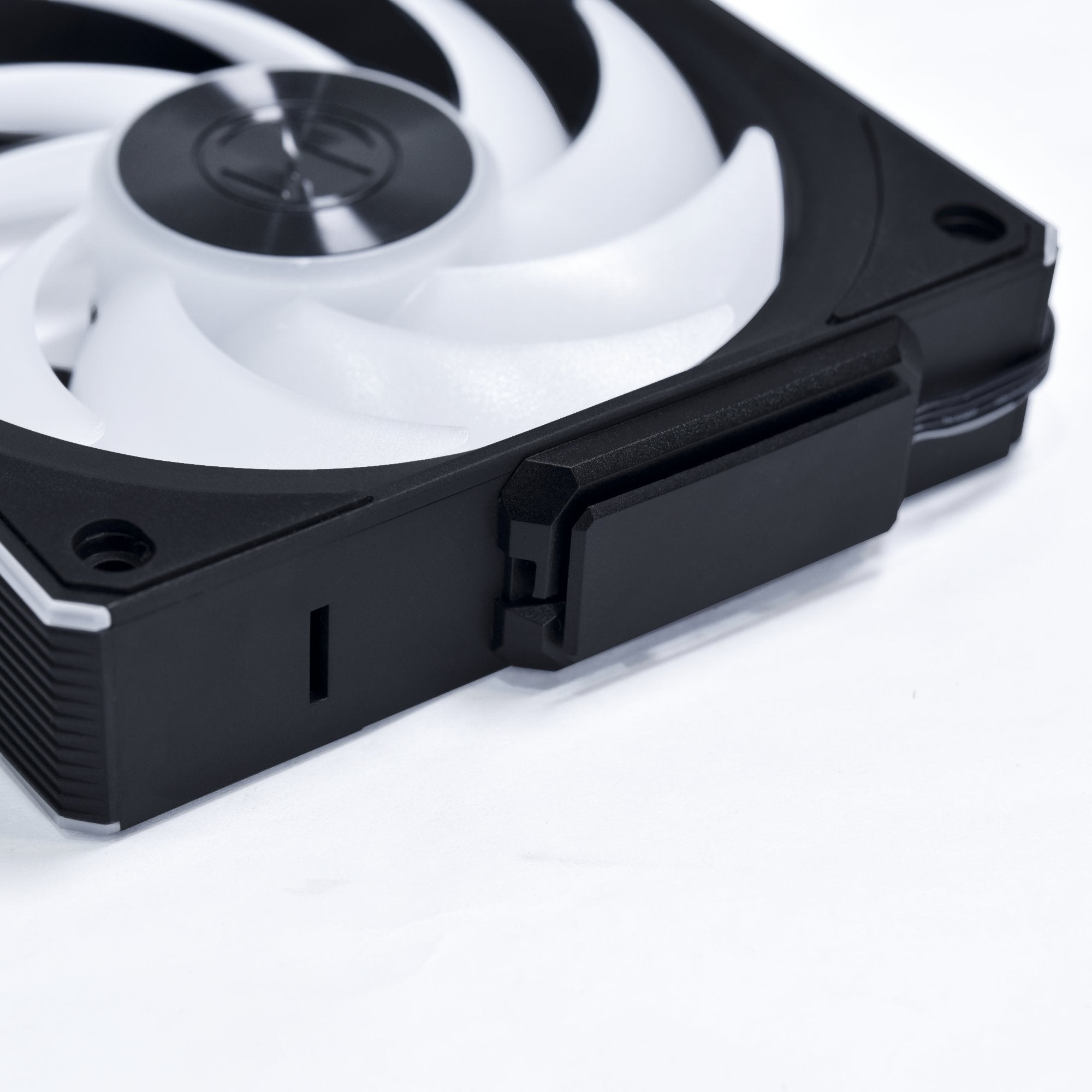 Ventilador Pc 120x120 Lian Li Uni Fan Cl Black 3ud Argb