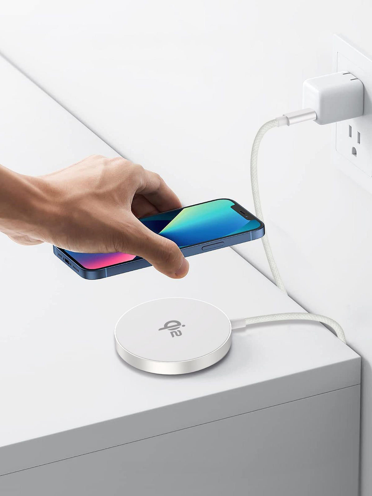 EAN 5715063646021 - eSTUFF ES638300 cargador de dispositivo móvil Smartphone Aluminio Corriente alterna Cargador inalámbrico imagen 7