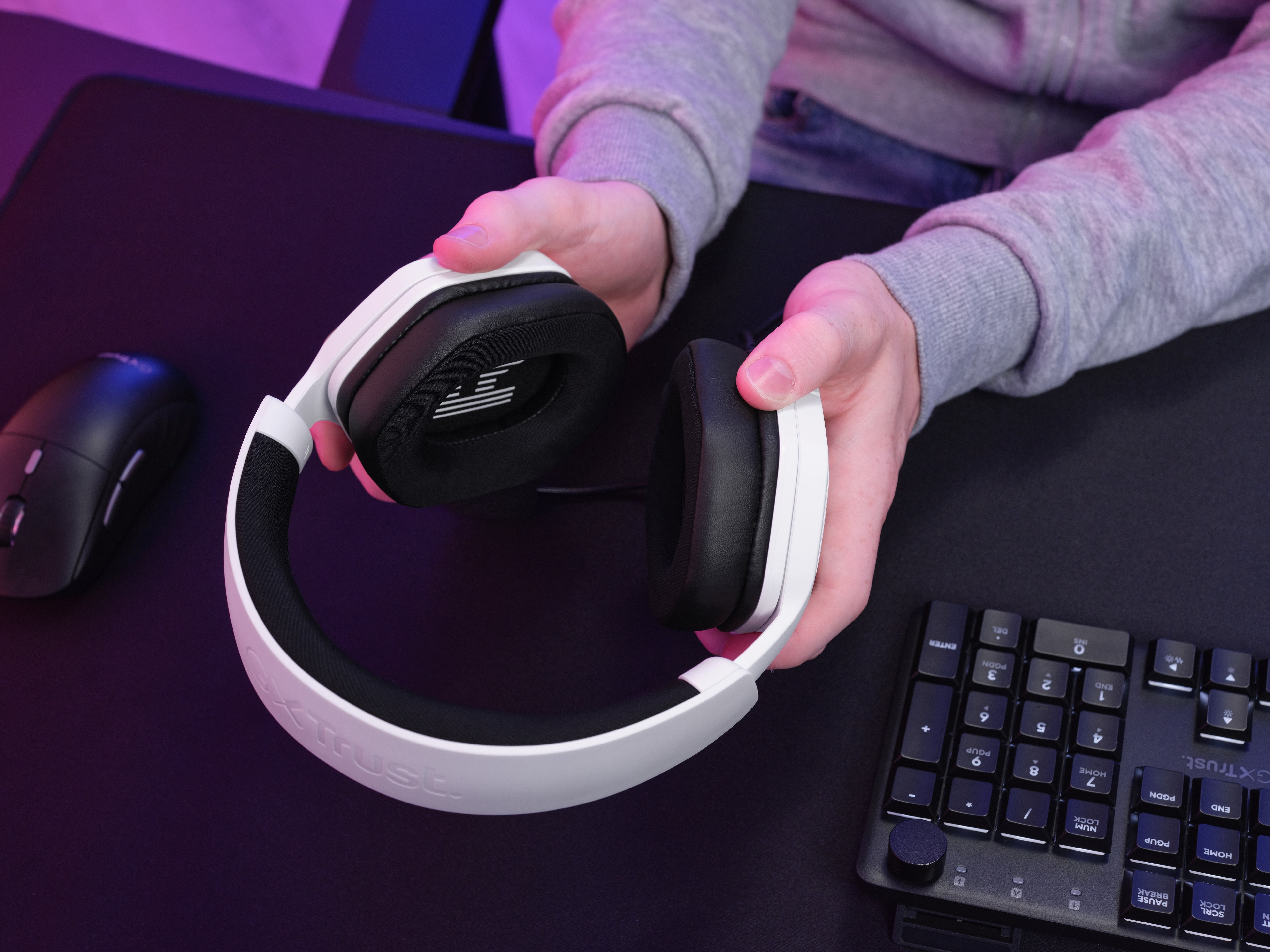 EAN 8713439254488 - Trust GXT492W Carus Auriculares Alámbrico Diadema Juego Blanco imagen 11