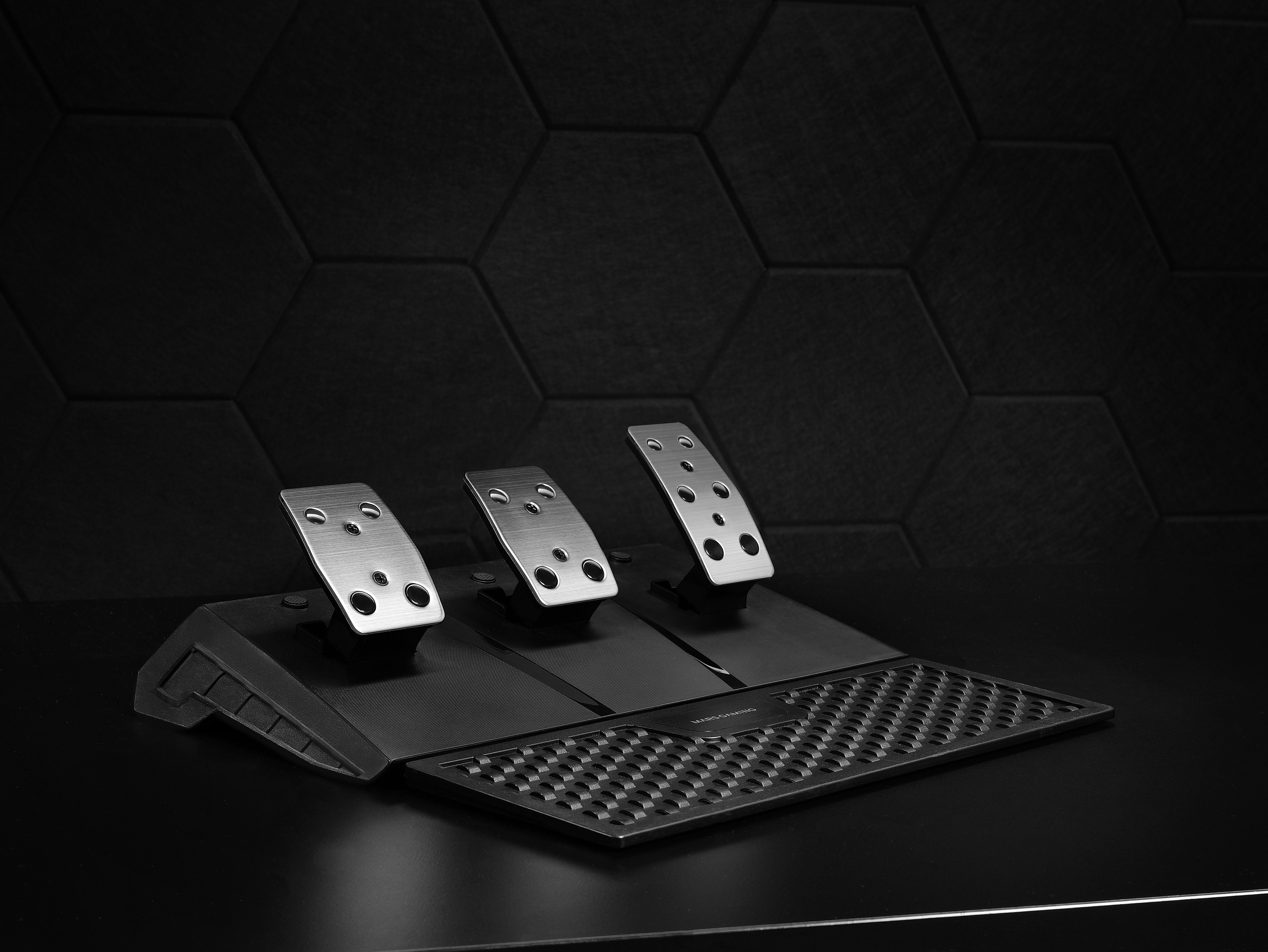 Volante Con Pedales Y Cambio De Marchas Manual Mars Gaming Mwh-Rsx