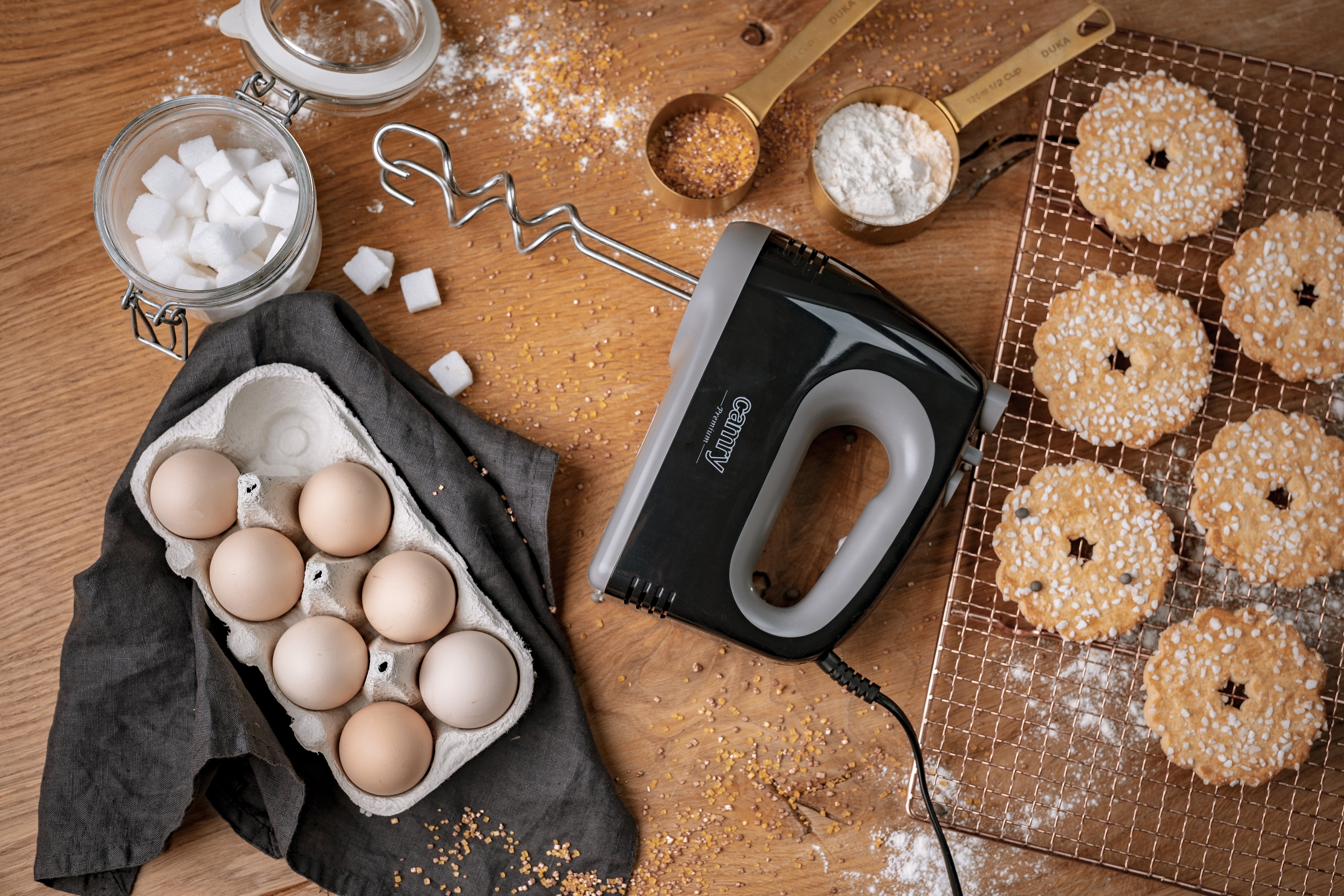 Batidora De Mano Camry Cr 4220b, Negra