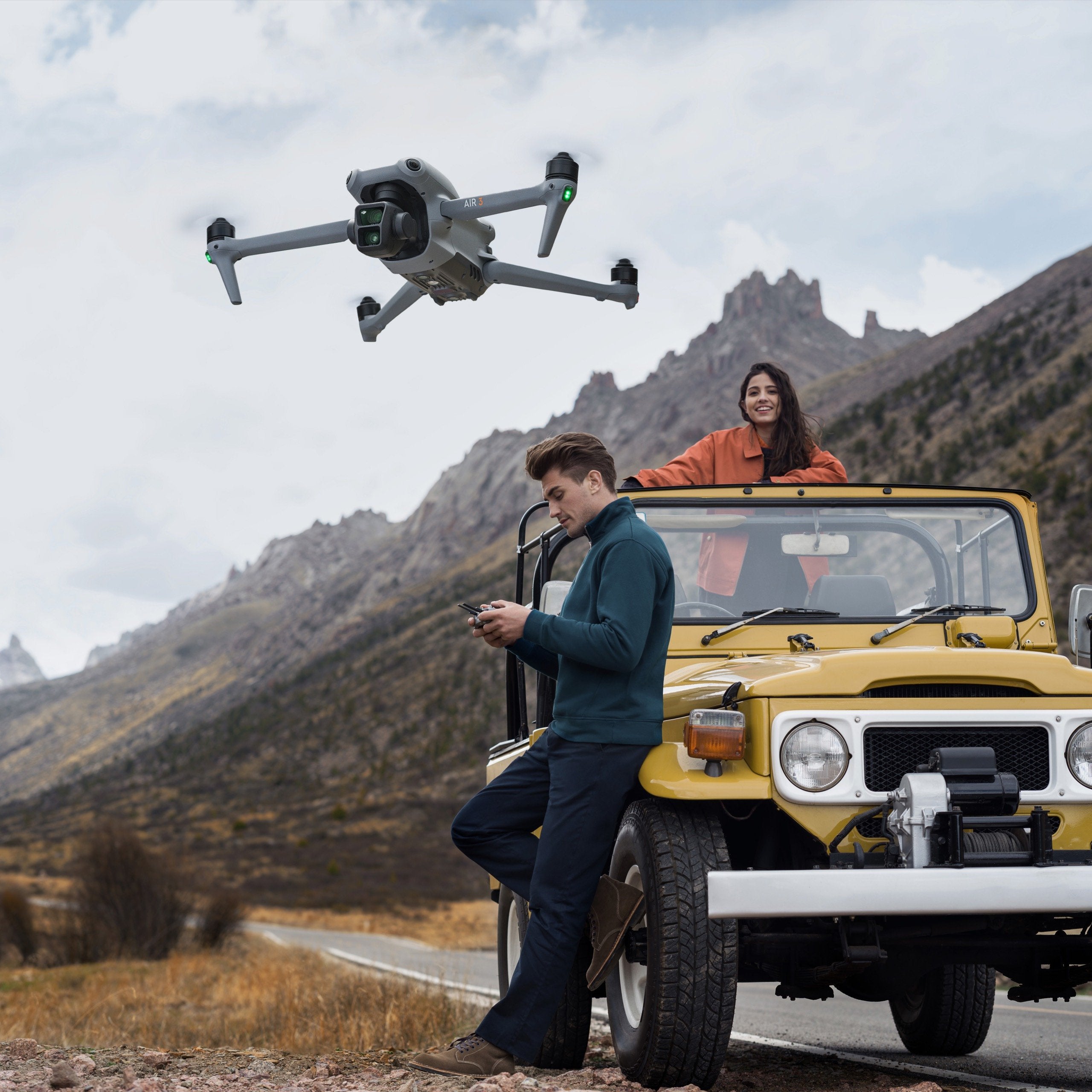 EAN 6941565964731 - DJI Air 3 Fly More Combo 4 rotores Cuadricóptero 48 MP 3840 x 2160 Pixeles 4241 mAh Negro, Gris imagen 7