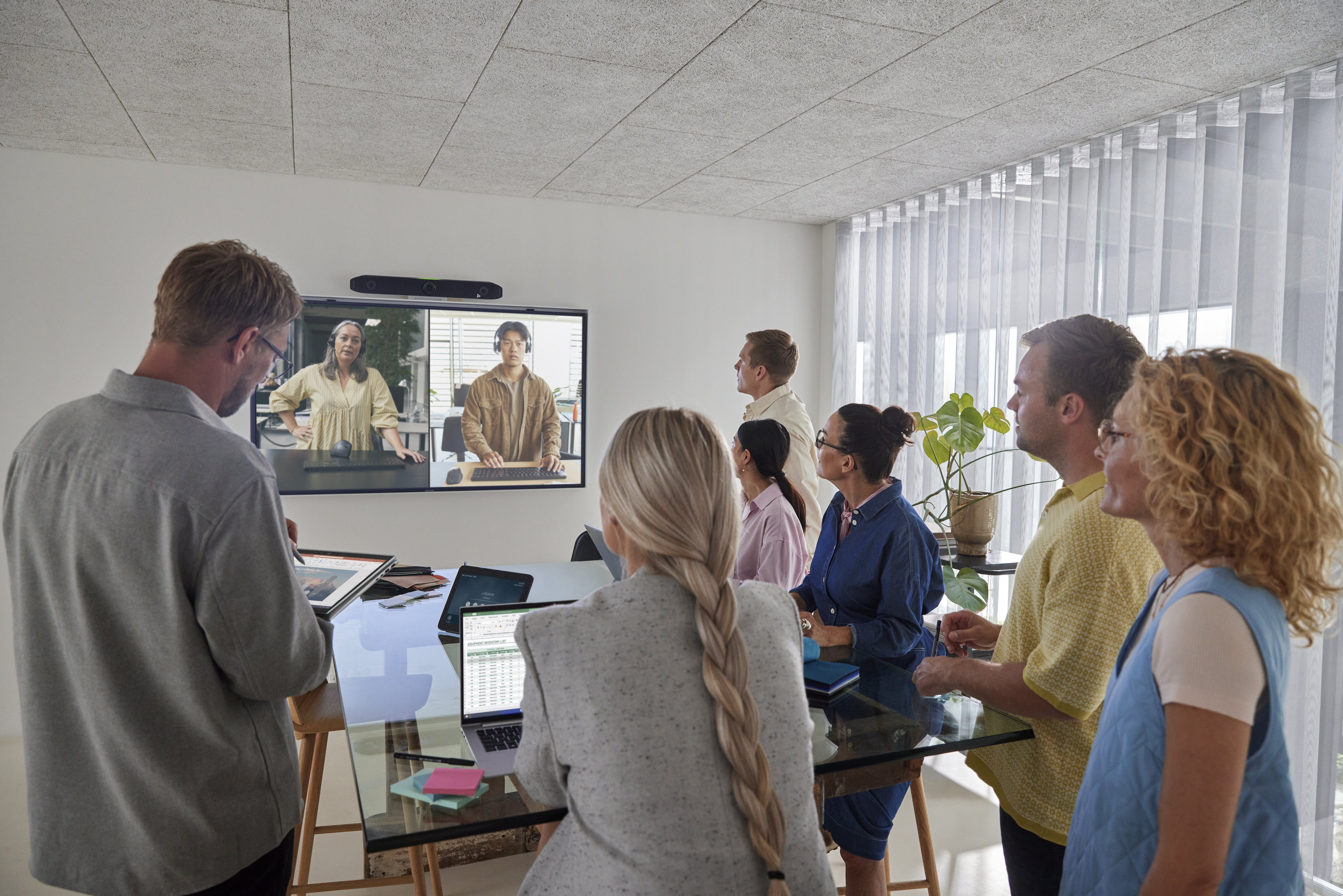 Poly Studio X52 All-In-One Video Bar Sistema De Video Conferencia 20 Mp Ethernet Sistema De Vídeoconferencia En Grupo