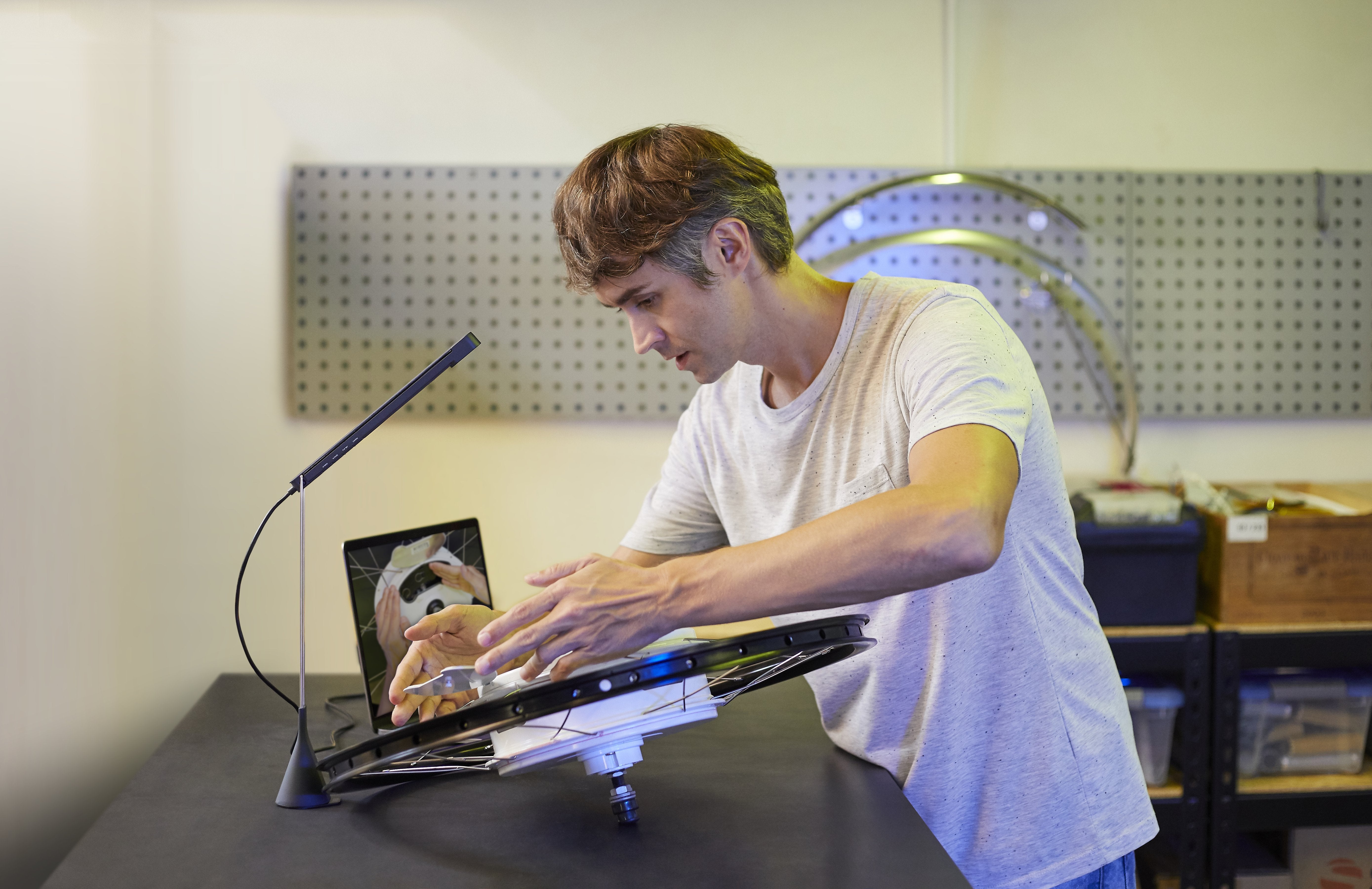 Cámara De Conferencia Ipevo 5-904-B-08-00 Totem 120 Multimodal Collaboration Retail Negro