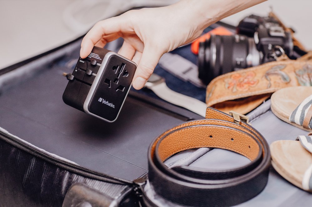 Verbatim Uta-04 Adaptador Con 1 Puerto Usb-C - 3 Puerto Usb-A - 1 Puerto Usb-C