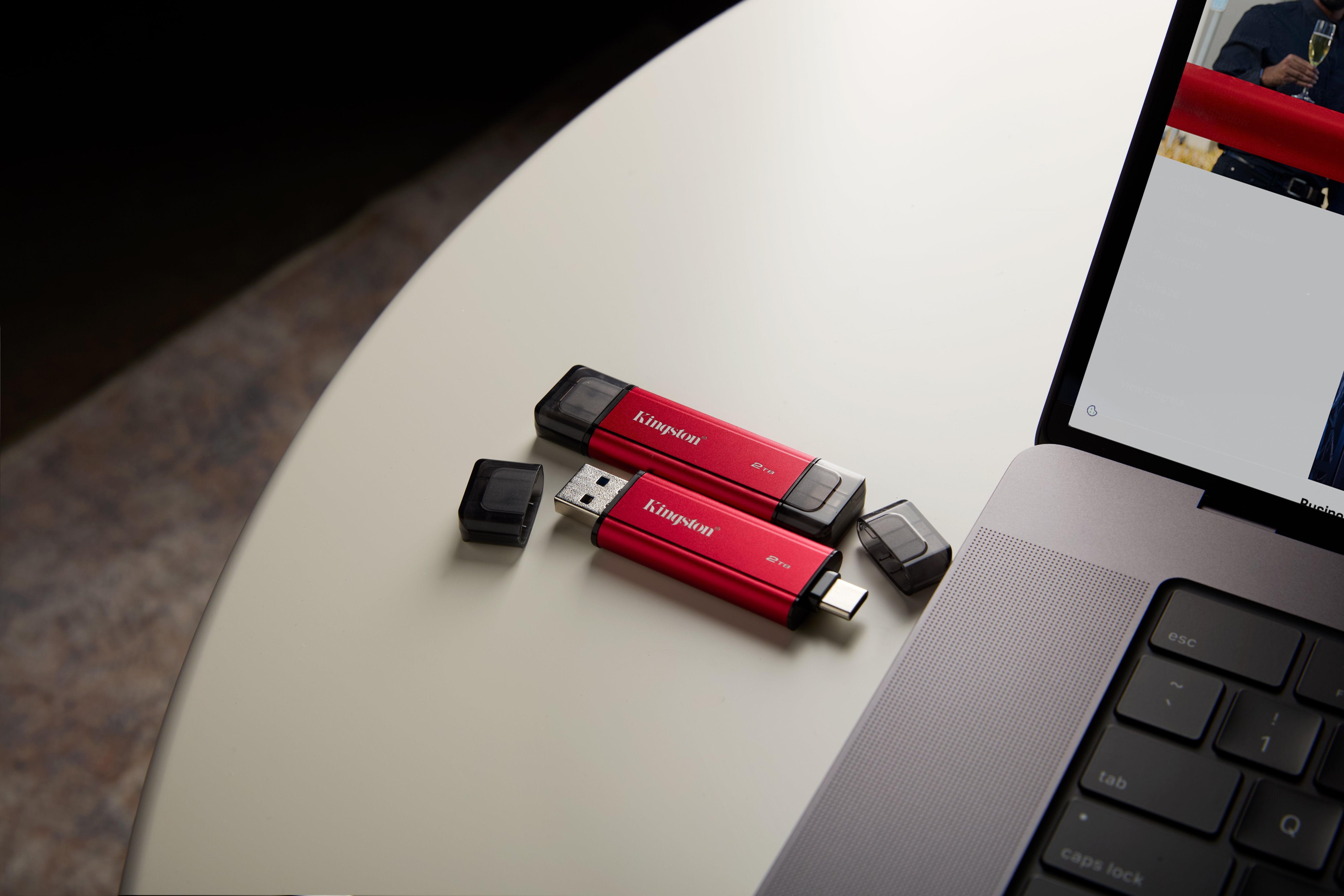 EAN 0740617352214 - Kingston Technology Dual Portable USB Type-A / USB Type-C 3.2 Gen 2 (3.1 Gen 2) Negro, Rojo imagen 16