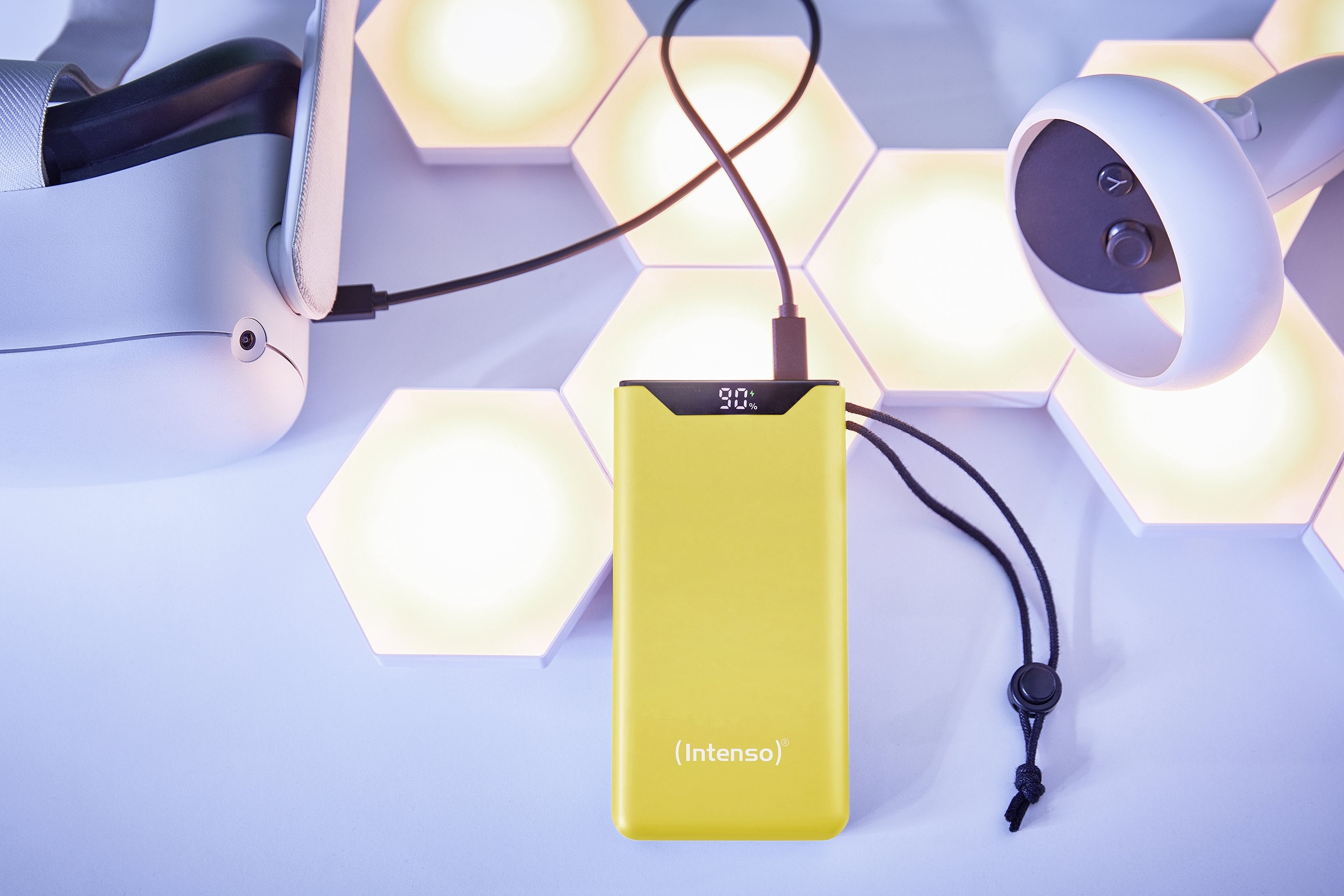 EAN 4034303034345 - Intenso 7332039 batería externa Polímero de litio 10000 mAh Amarillo imagen 6