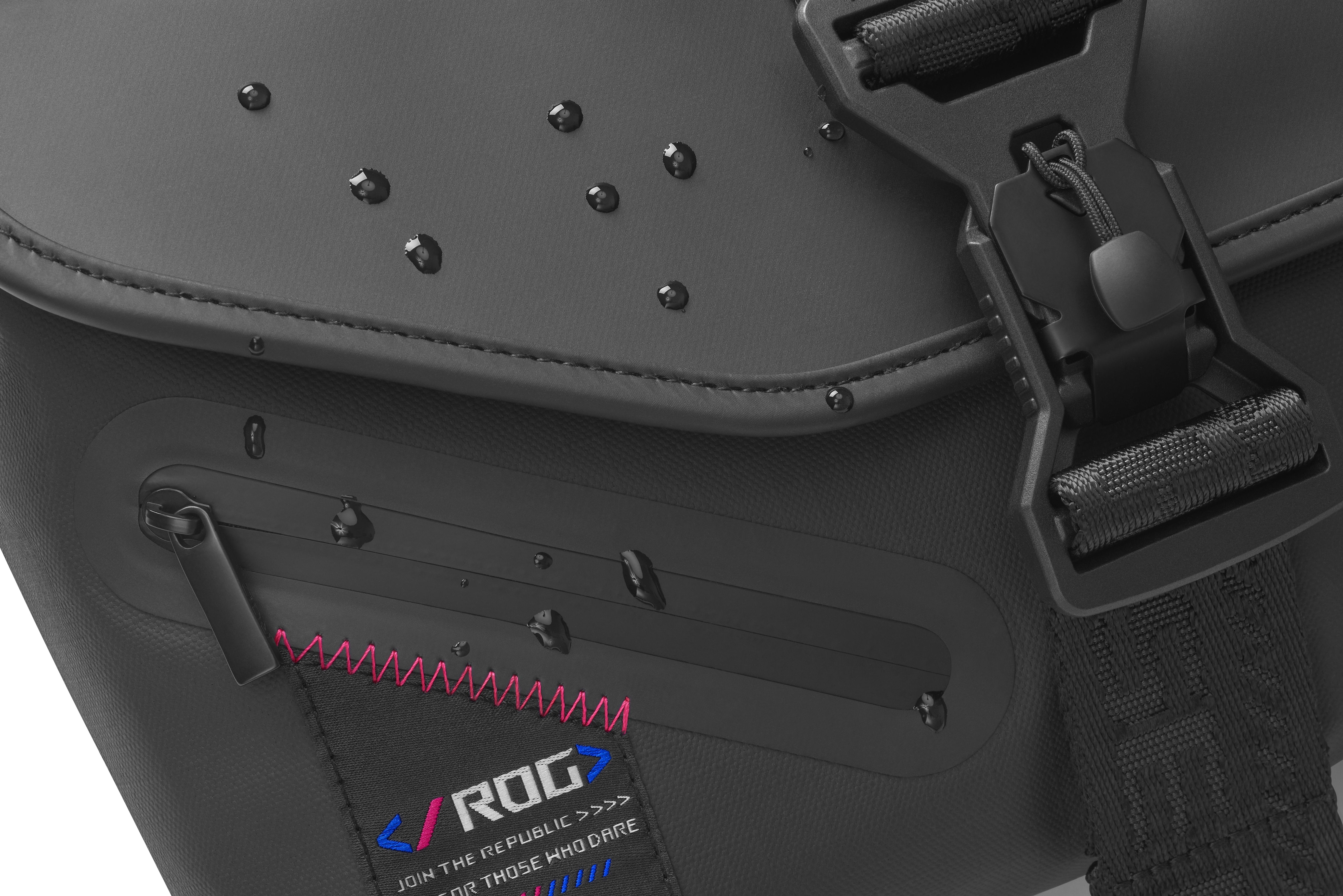 EAN 4711387219294 - ASUS ROG SLASH Sling Bag 2.0 Poliéster, Poliuretano (PU), Termoplástico de poliuretano (TPU) Negro, Azul, imagen 15