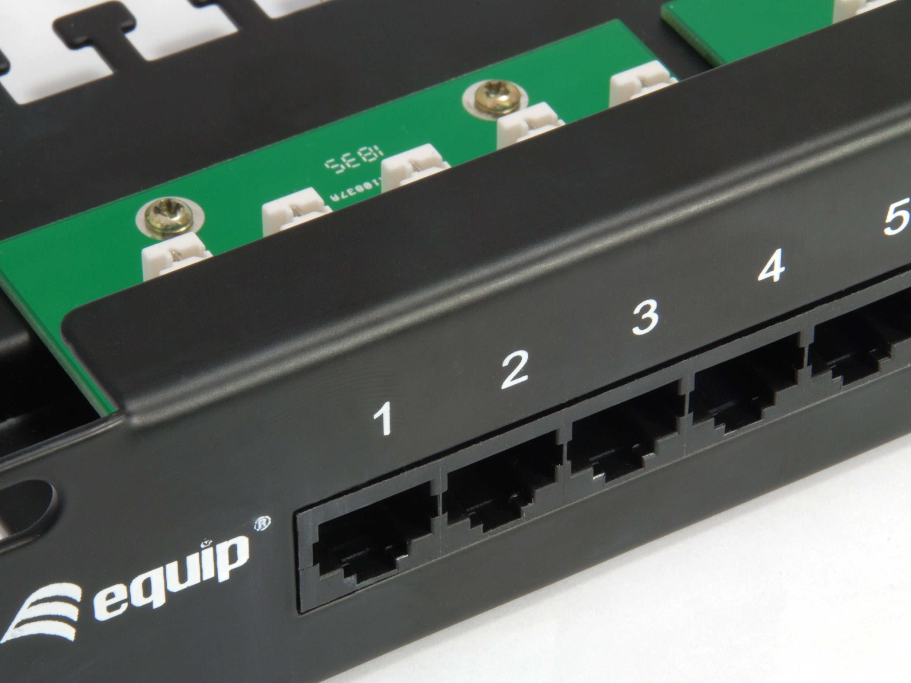 Equip Patchpanel 25x Rj45 Cat3 19" 1he Isdn Negro