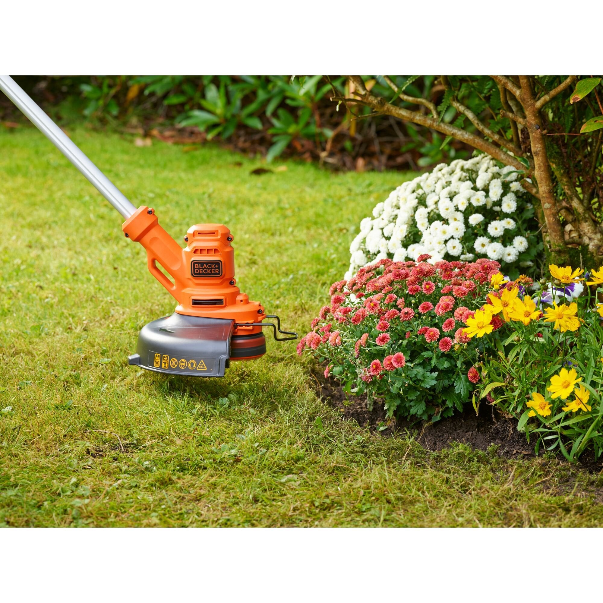 EAN 5035048680940 - Black & Decker BESTA525-QS desbrozadora/bordeadora 25 cm 450 W CA eléctrica Naranja imagen 3