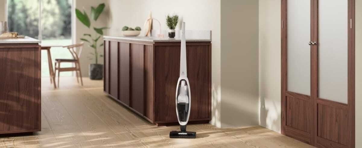 EAN 7332543973200 - Electrolux ES52CB18SH Aspiradora escoba 2 en 1 Batería Secar Ciclónico, Espuma, Filtro postmotor Sin bols imagen 10