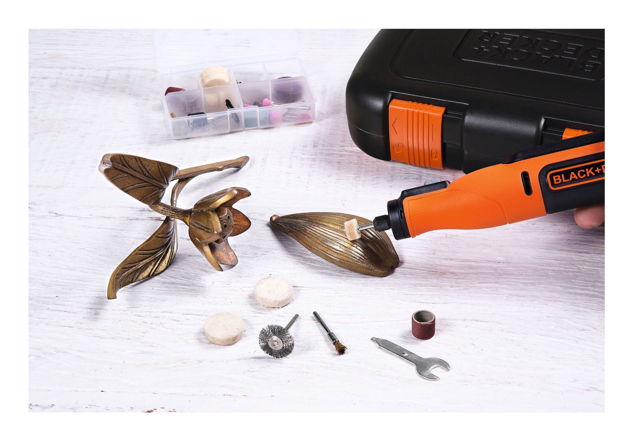 EAN 5035048741436 - Black & Decker BCRT8IK-XJ multiherramienta giratoria imagen 17