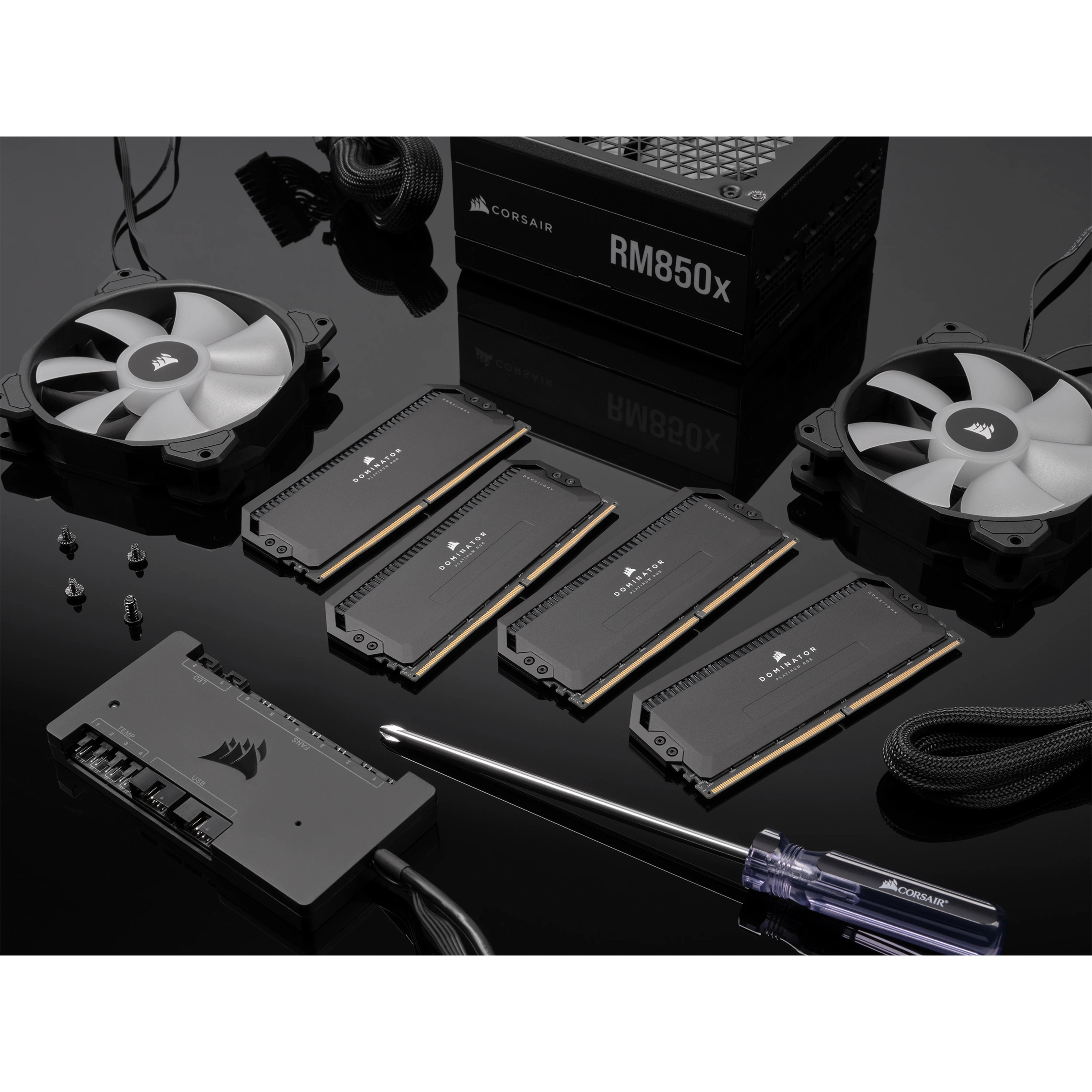 EAN 840006692263 - Corsair Dominator Platinum RGB módulo de memoria 64 GB 2 x 32 GB DDR5 288-pin DIMM imagen 4