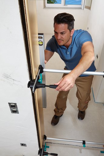 EAN 4006885367609 - wolfcraft GmbH PRO Juego de herramientas para montaje de marcos de puertas imagen 4