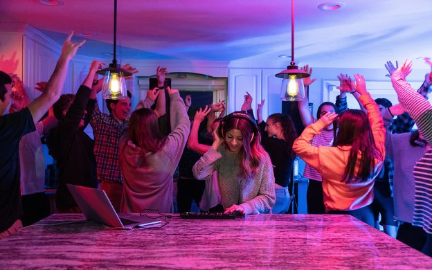 Numark Dj2go2 Touch 2-Kanal Kompakt-Dj-Controller, Mixer, Audio-Interface