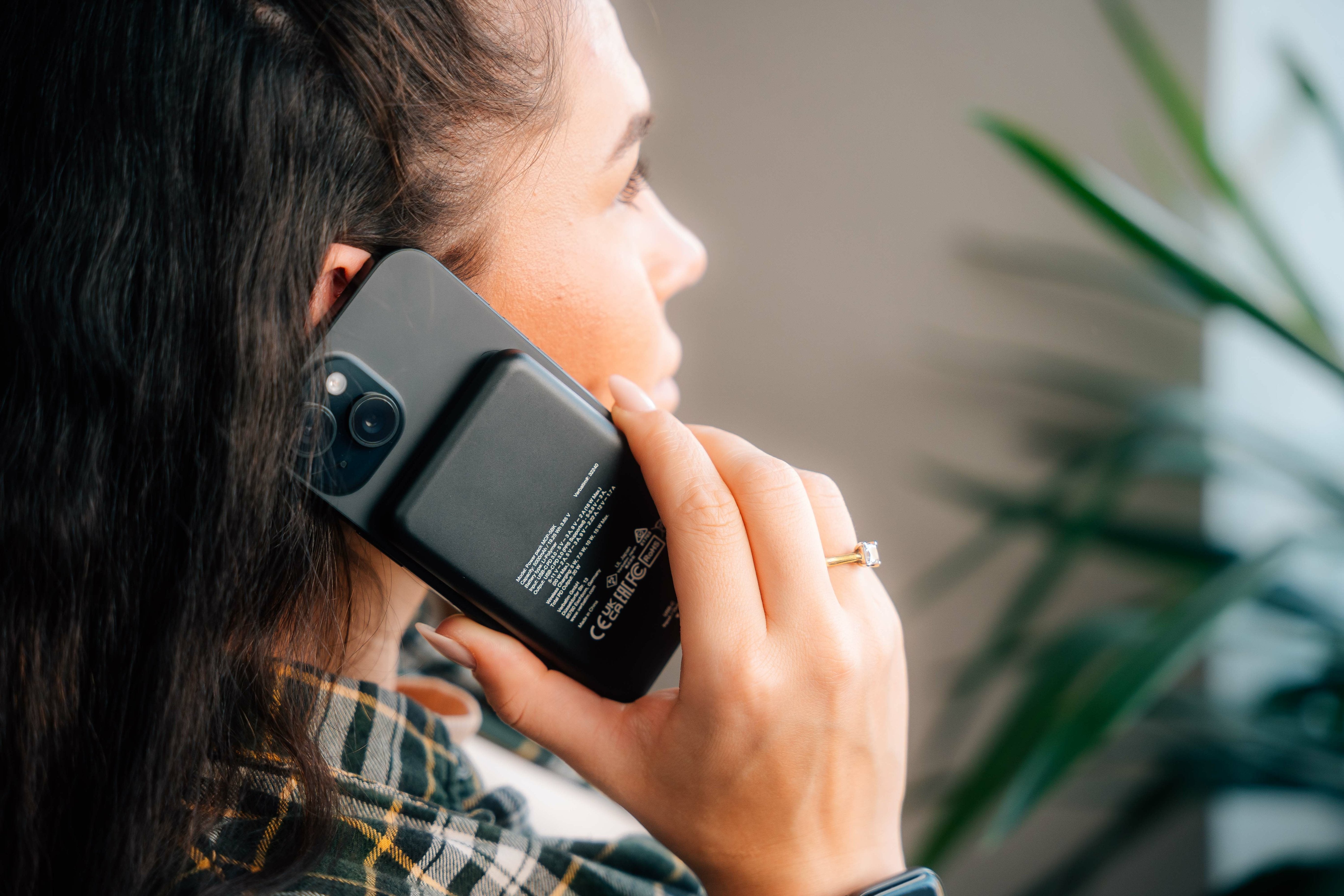 EAN 0023942322405 - Verbatim Charge 'n' Go Polímero de litio 5000 mAh Cargador inalámbrico Negro imagen 8