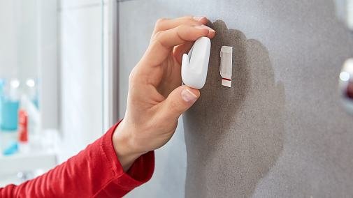 EAN 4042448392800 - TESA 59782-00000 gancho para almacenamiento Interior Gancho toallero Blanco 3 pieza(s) imagen 6