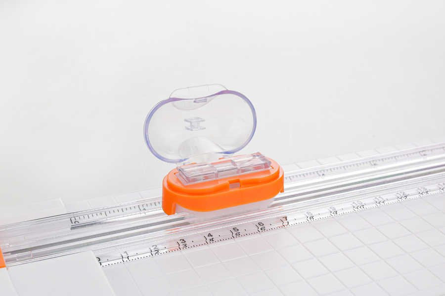 Peach Rollschneider A4 3in1 3schnittarten Pc200-10 Blanco