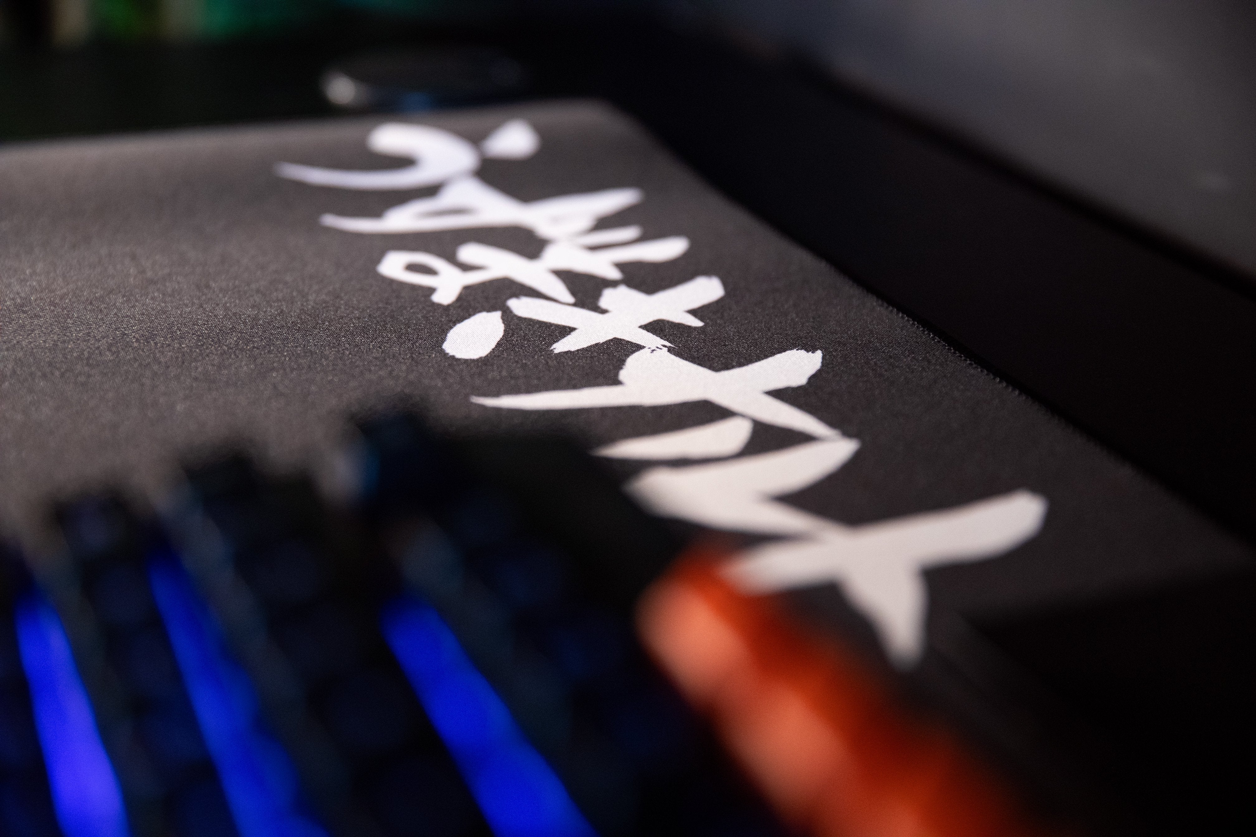 Konix Naruto Kx Mousepad Xxl Black Alfombrilla De Ratón Para Juegos Negro, Naranja