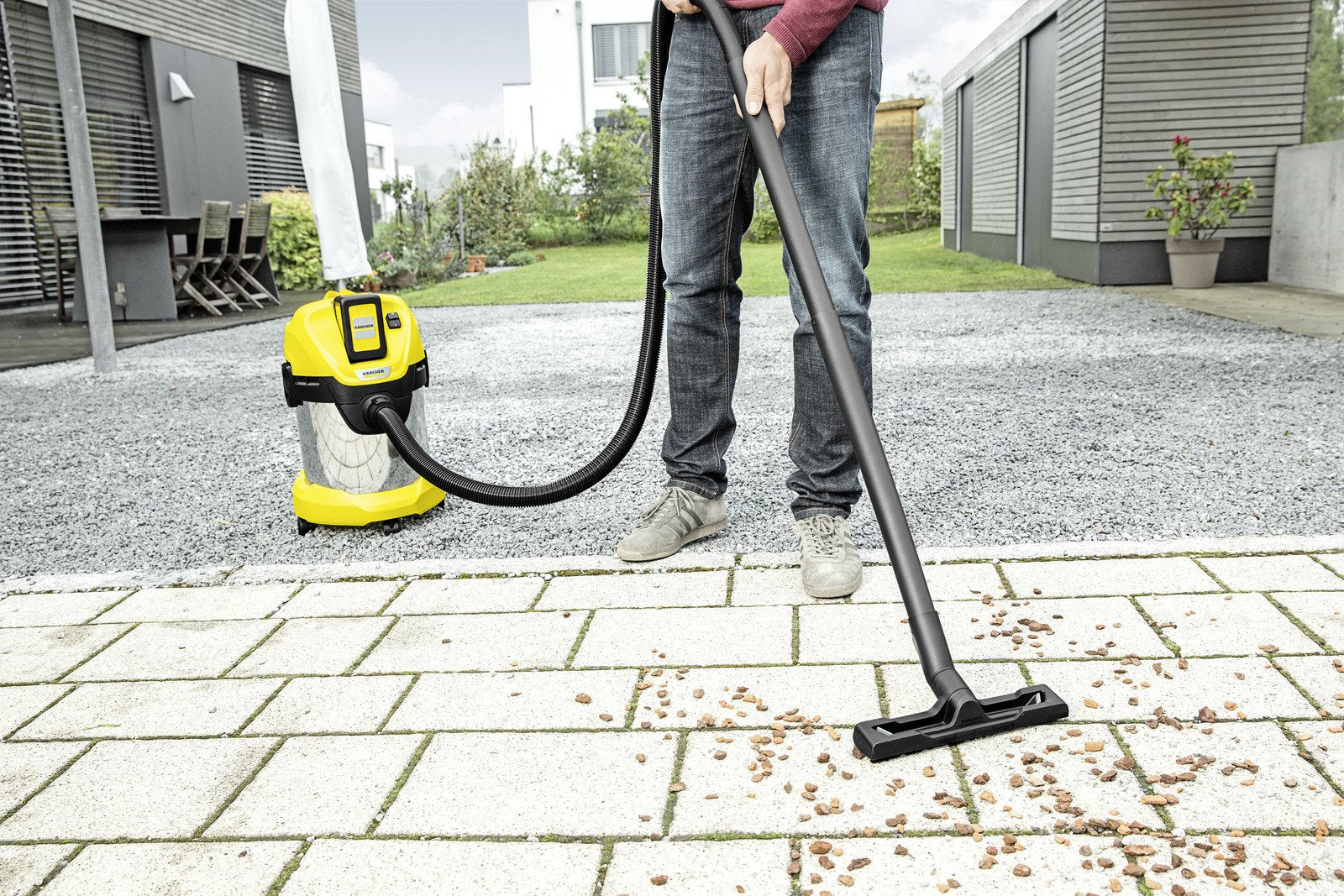 EAN 4054278291888 - Kärcher 1.629-951.0 extractor de polvo Negro, Amarillo 17 L 300 W imagen 8