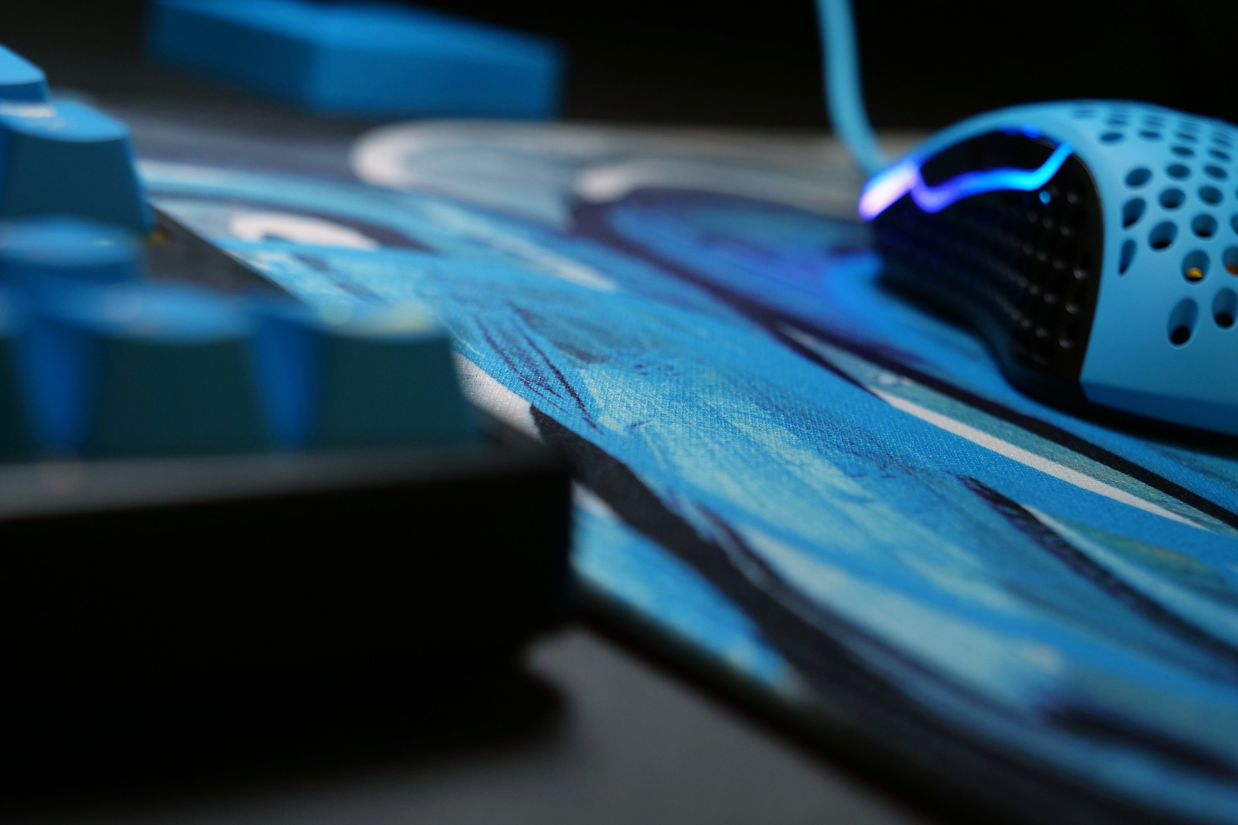 EAN 0842597101131 - CHERRY XTRFY GP4 Alfombrilla de ratón para juegos Negro, Azul, Gris imagen 14