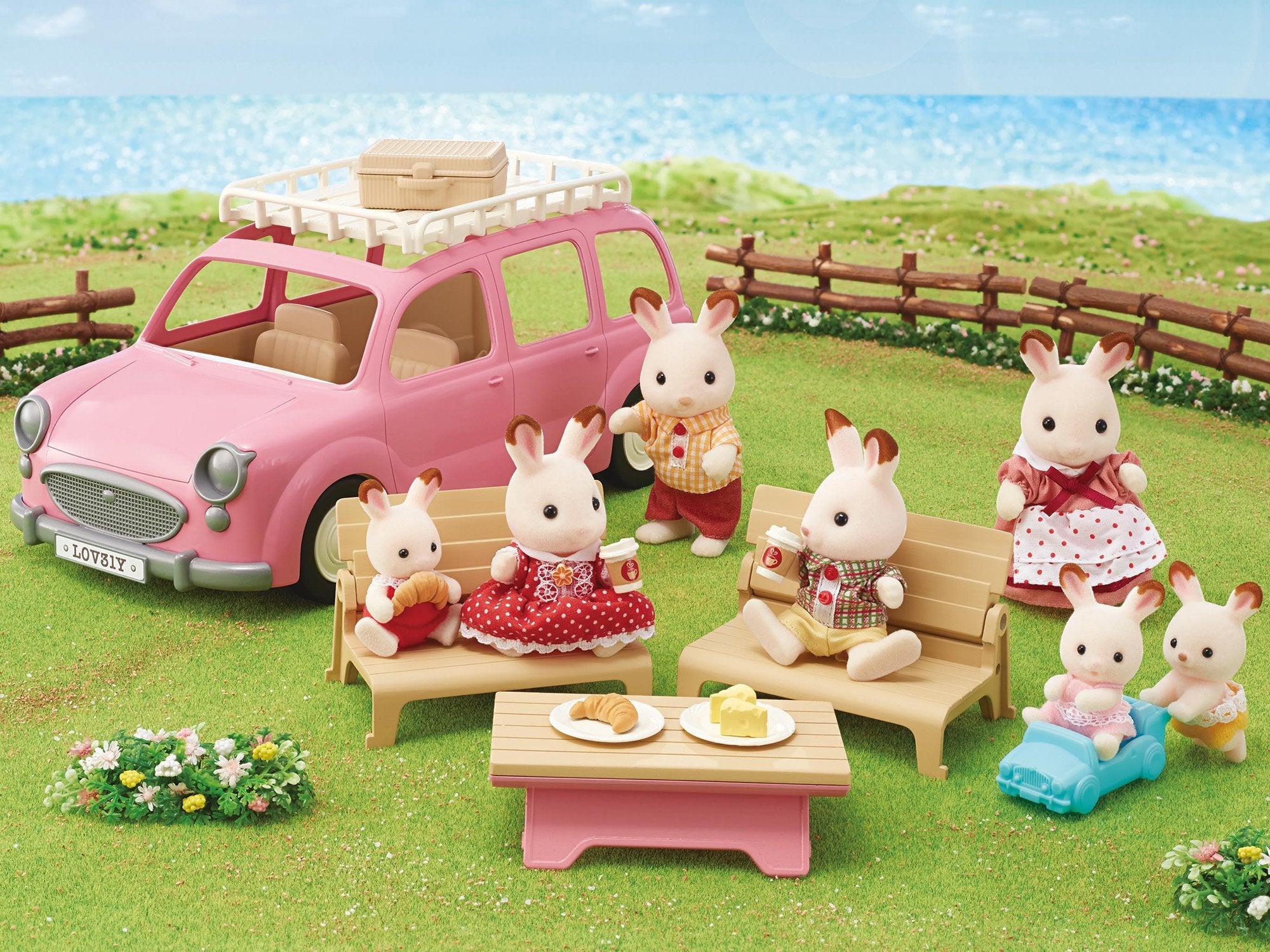 Epoch Sylvanian Families - Familienauto Con Picknickzubehör 5535