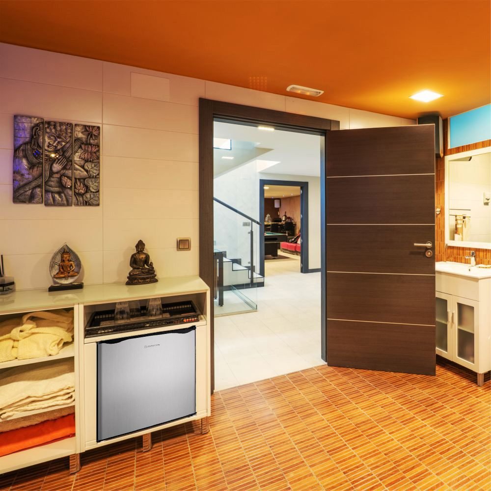 Electro. Nevera Manta 46l Silver