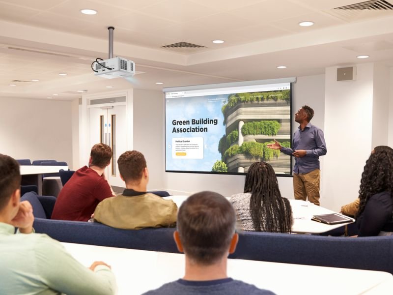 Laserprojector Full Hd (1920x1080) 4000 Ansilumen Tr 1,48 - 1.62 Incl 15w Speaker