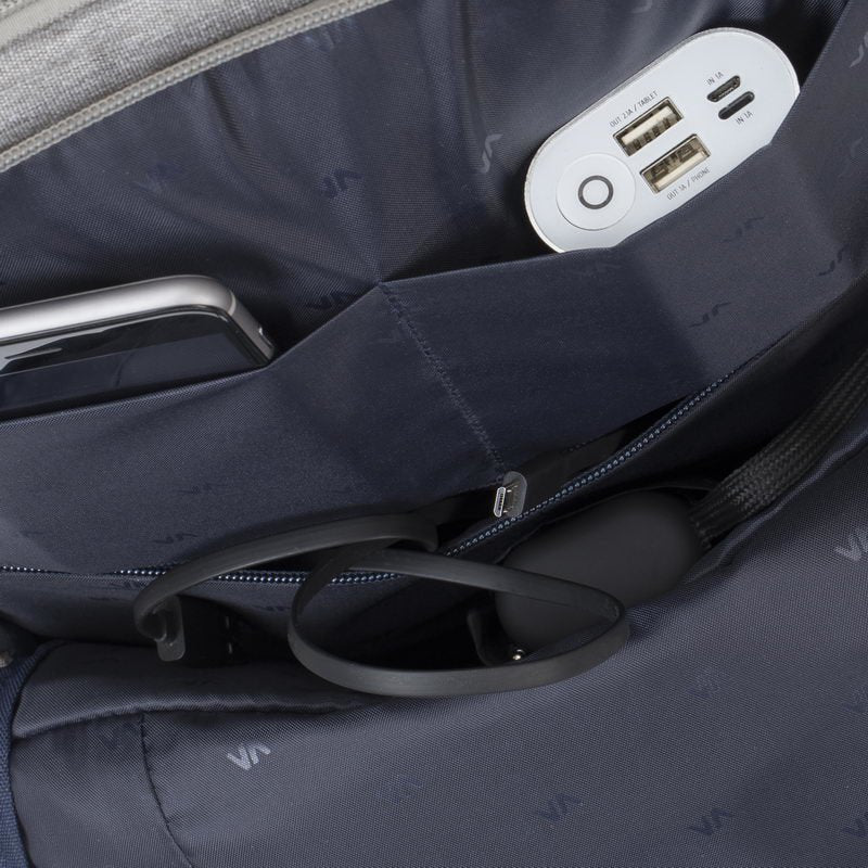 Rivacase 7760 Maletines Para Portátil 39,6 Cm (15.6") Funda Tipo Mochila Gris