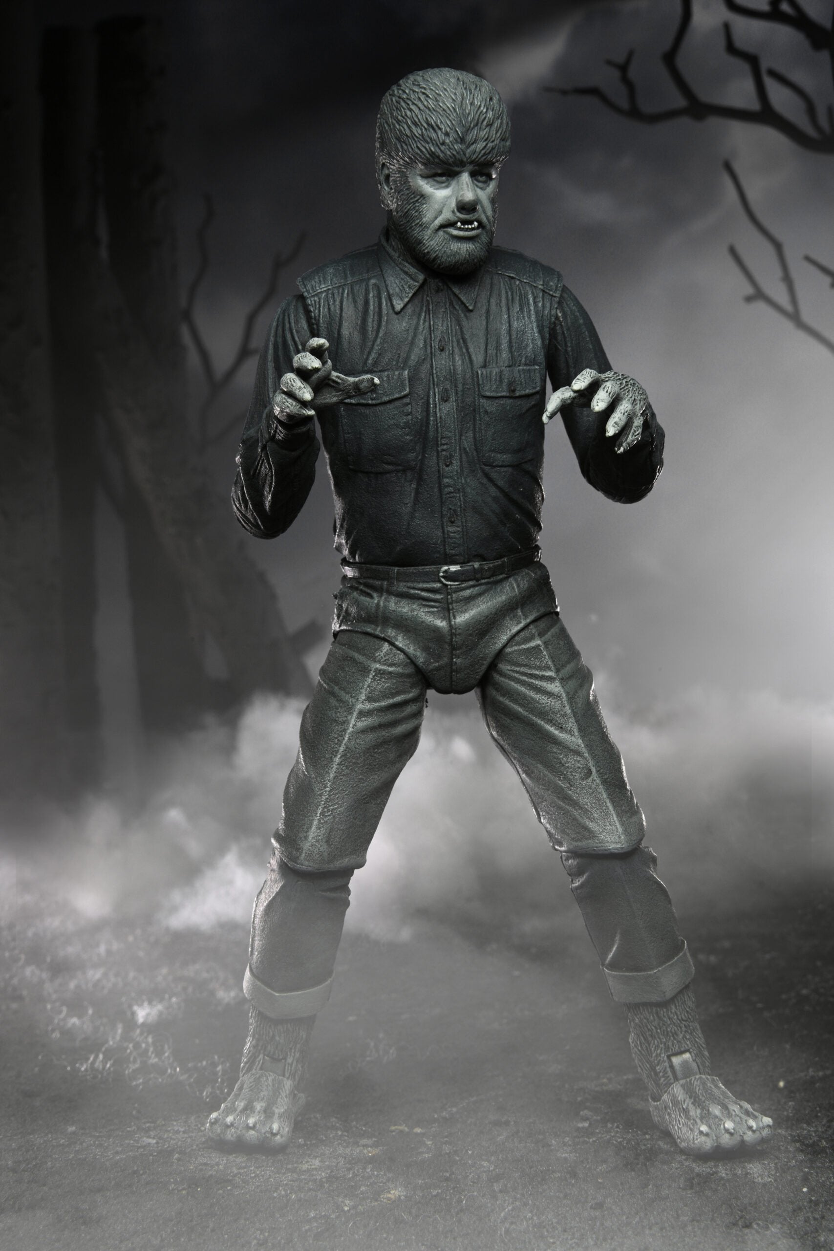 Figura Neca Universal Monster Scale Action Ultimate Wolf (B&W)